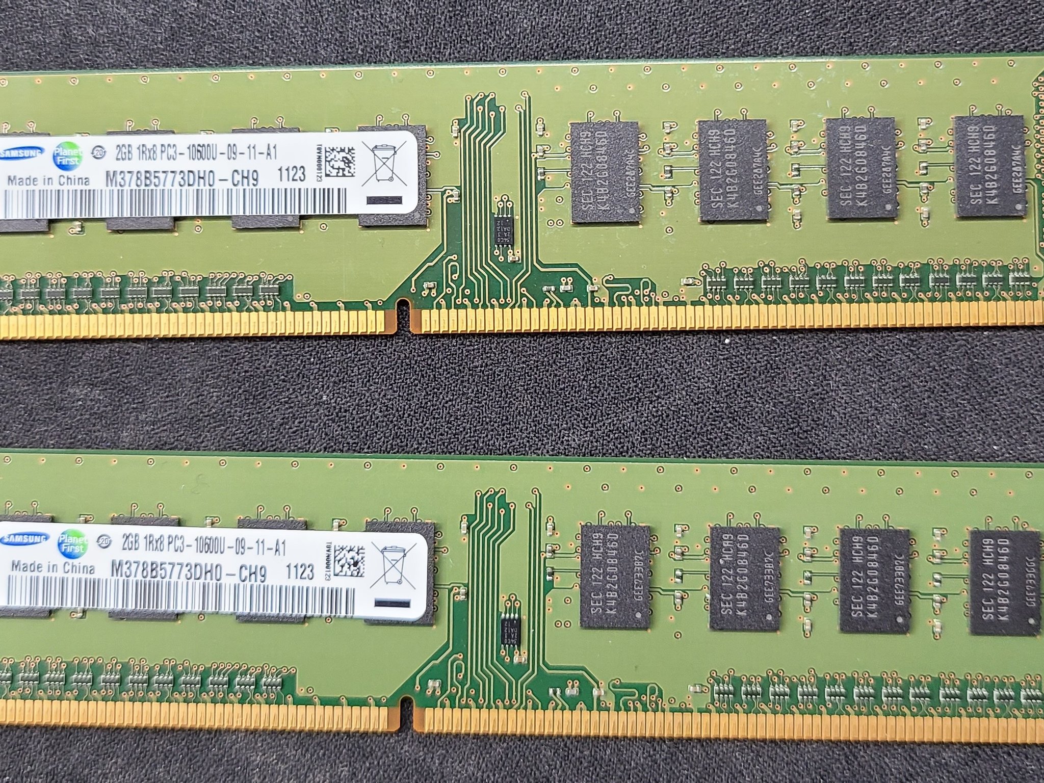 Samsung 2GBX2 1Rx8 PC3-10600U Desktop Ram M378B5773DH0-CH9 (2 Sticks)