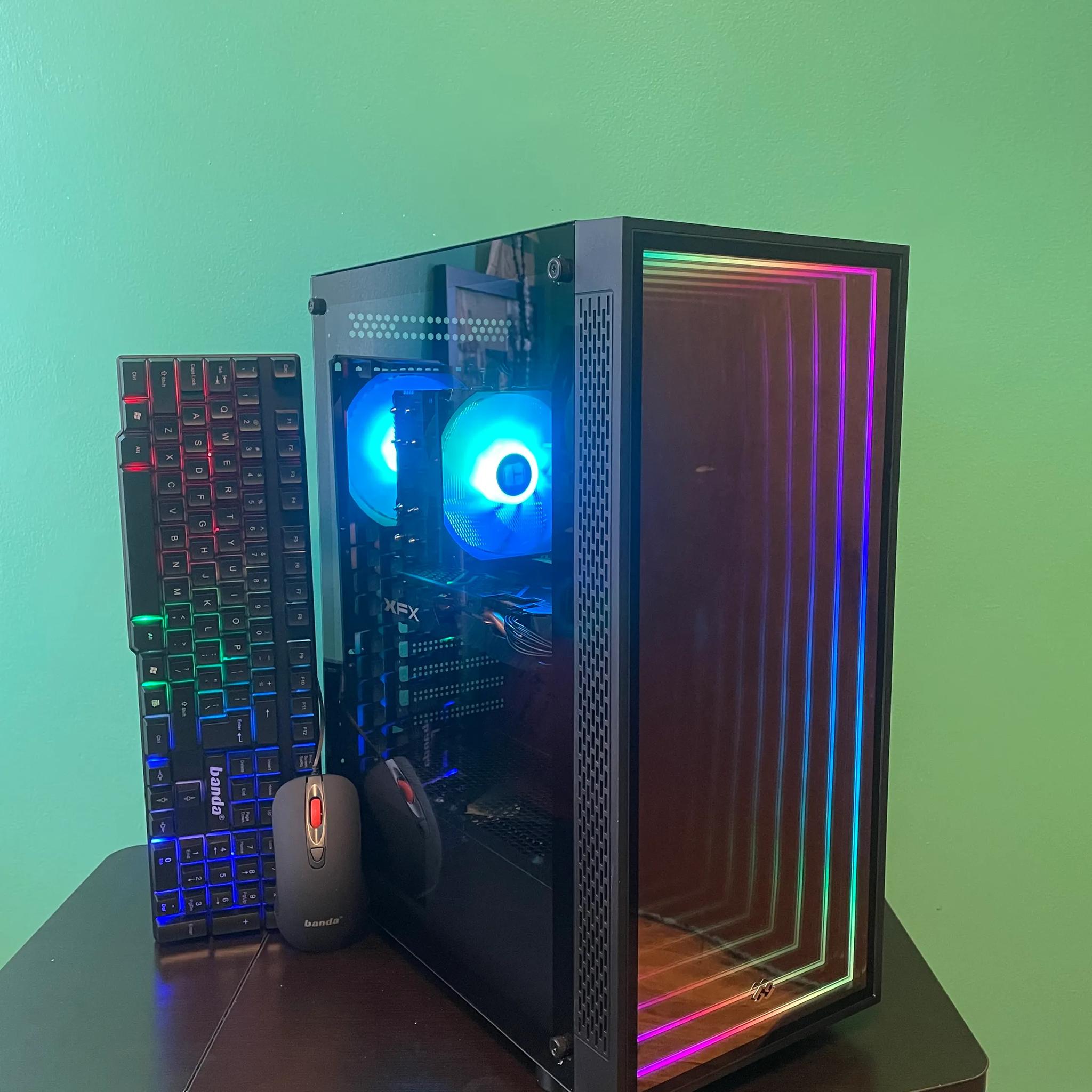 INFINITY Illusion Gaming PC | Intel i5 / Amd RX580 / 8GB / 600GB Win 10 Pro WiFi