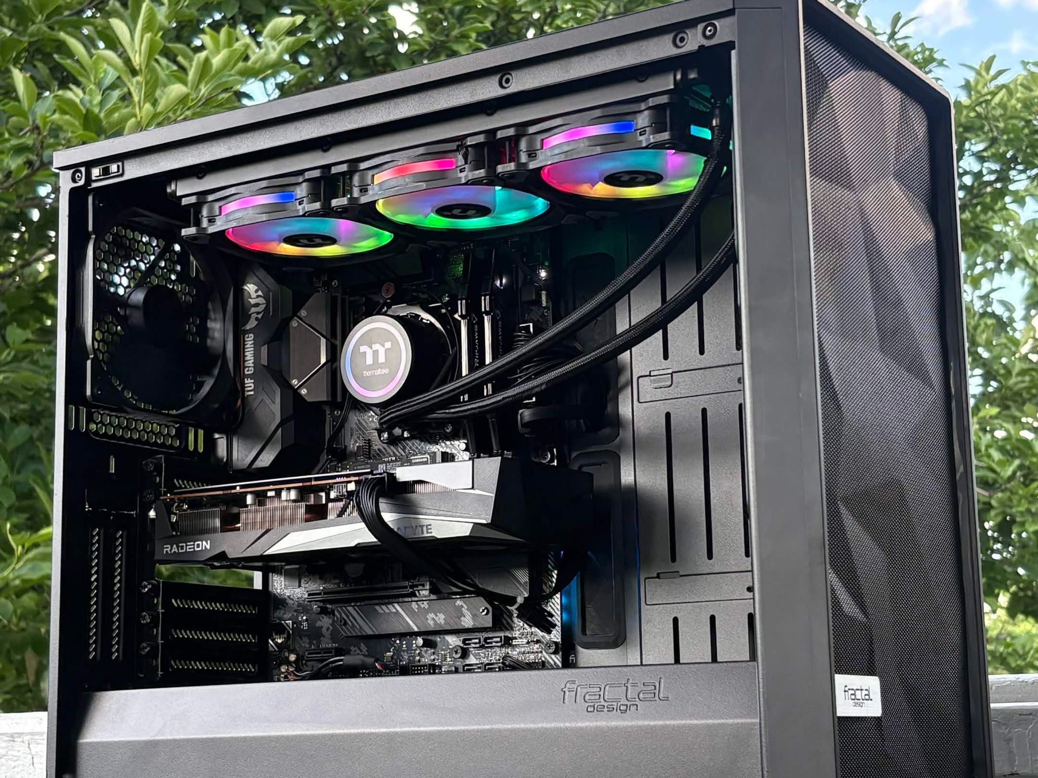 Mendi Electronics Voidclaw | Ryzen 9 5950X | RX 7600 | 32GB DDR4 | X570 WiFi | 1TB NVMe
