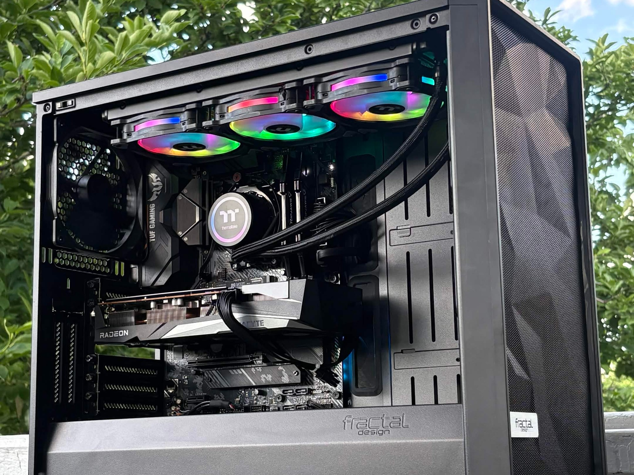 Mendi Electronics Voidclaw | Ryzen 9 5950X | RX 7600 | 32GB DDR4 | X570 WiFi | 1TB NVMe