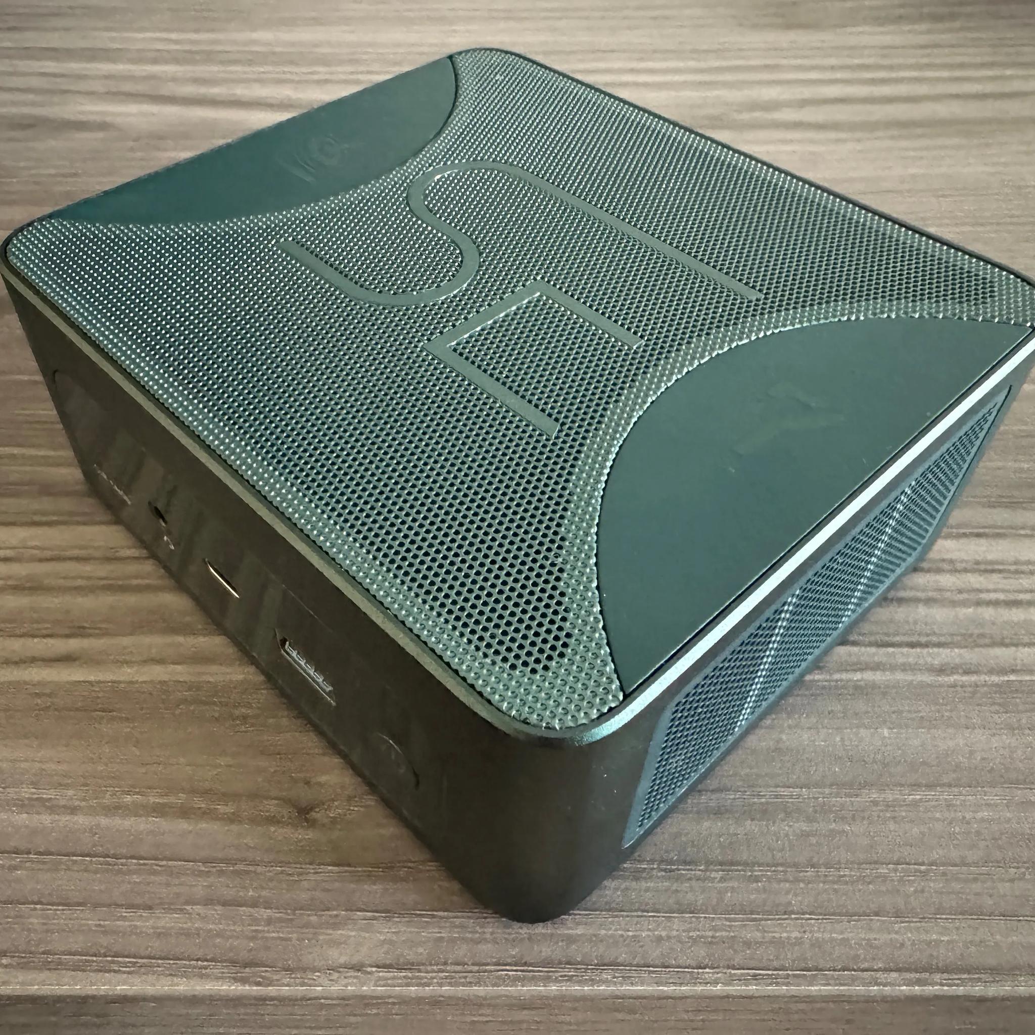 Beelink SER7 AMD 7840HS Mini PC - AMD Radeon 780M/32GB DDR5/2x1TB NVME SSDs/WiFi6/BT5.2/2.5Gbps/W-11