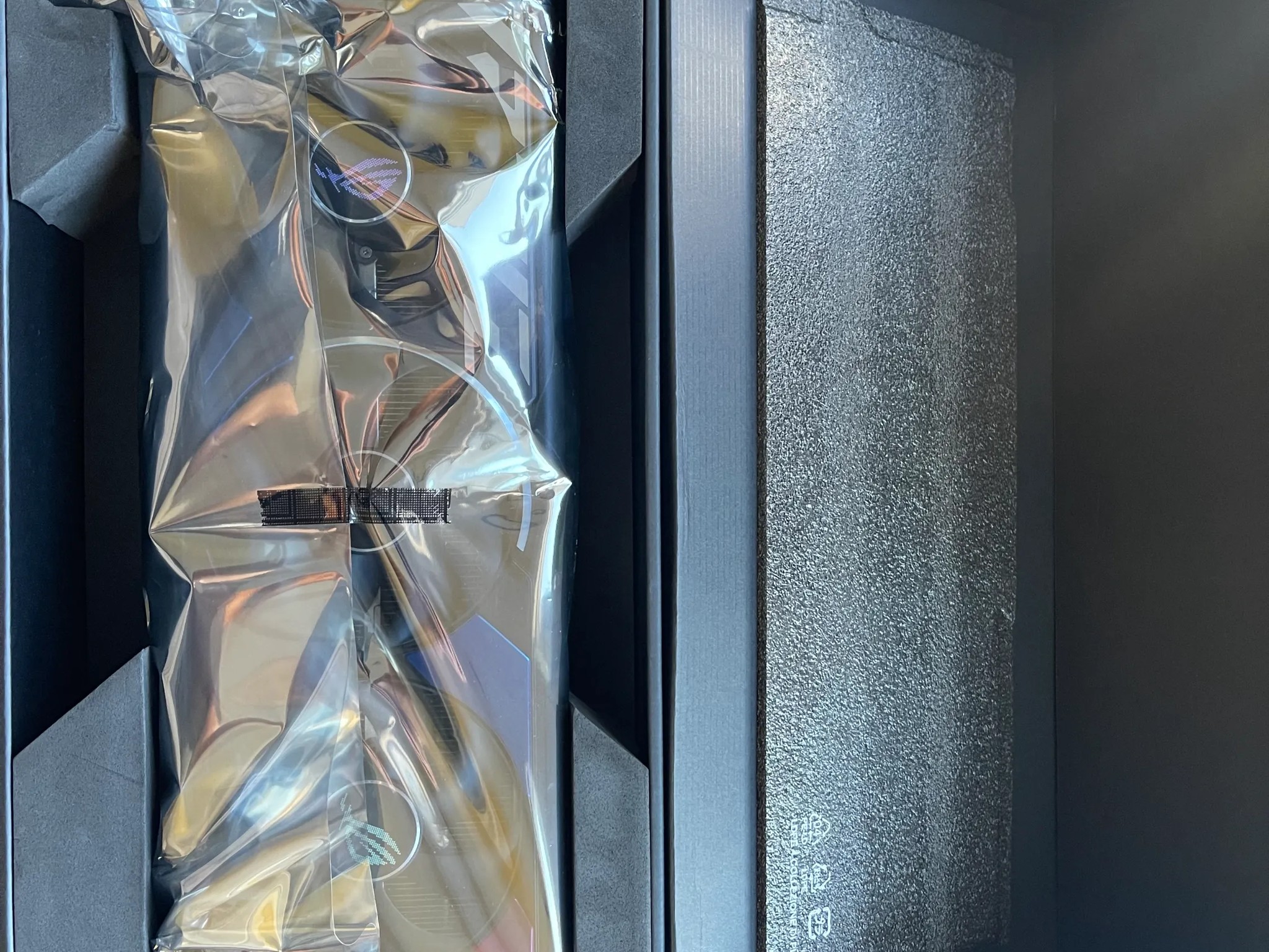 ⚠️NEW OPEN BOX⚠️ Asus ROG Strix GeForce RTX 4090 OC Edition 24GB GDDR6X