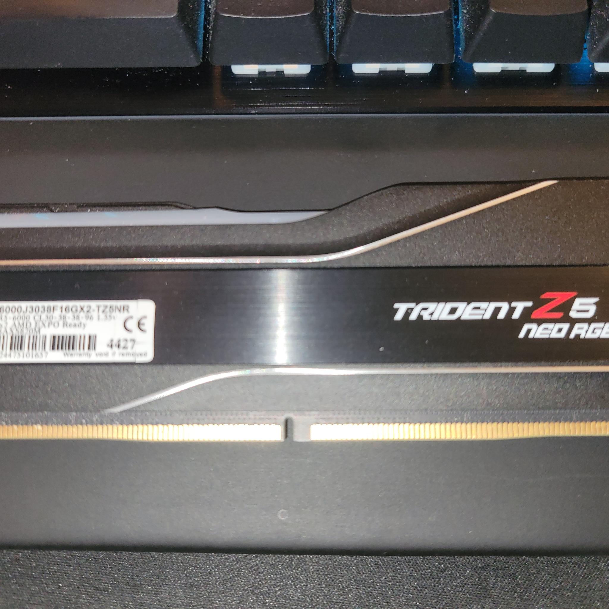 G.Skill Trident Z5 32GB CL30 32GB (16 x 2) DDR5 RGB AMD Expo Neo