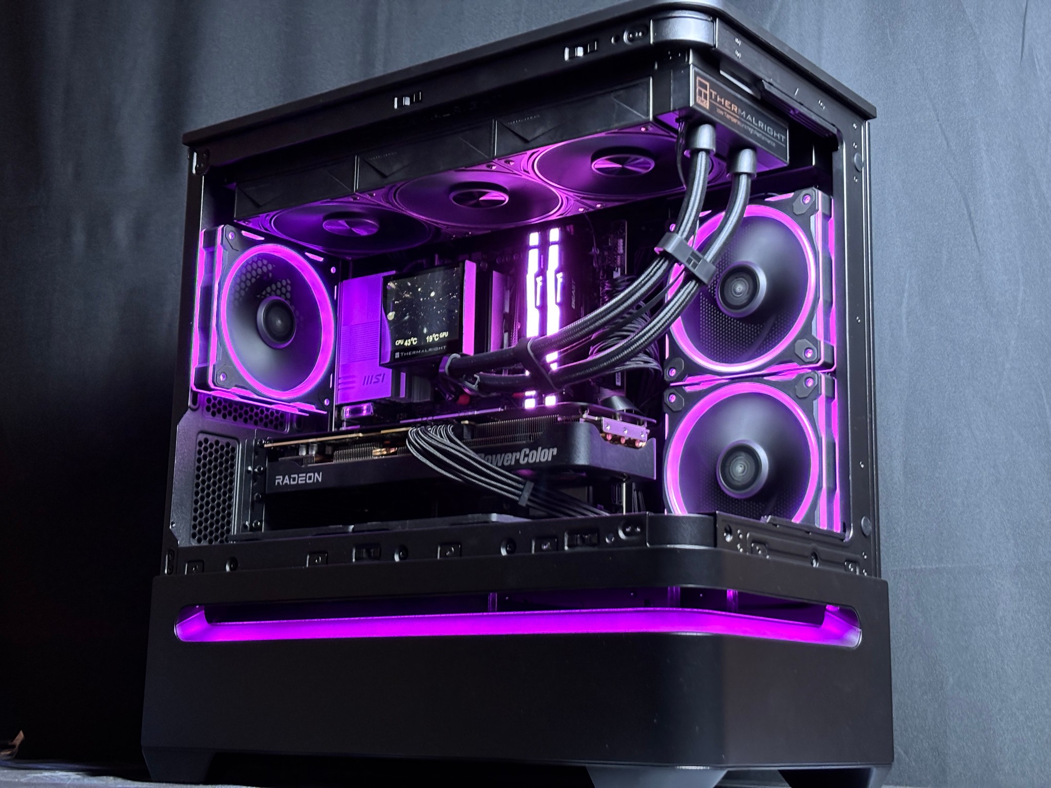 🌌STELLAR 4K PC🌌 9070XT 16GB| R7 7800X3D | 32GB DDR5 | 2TB SSD