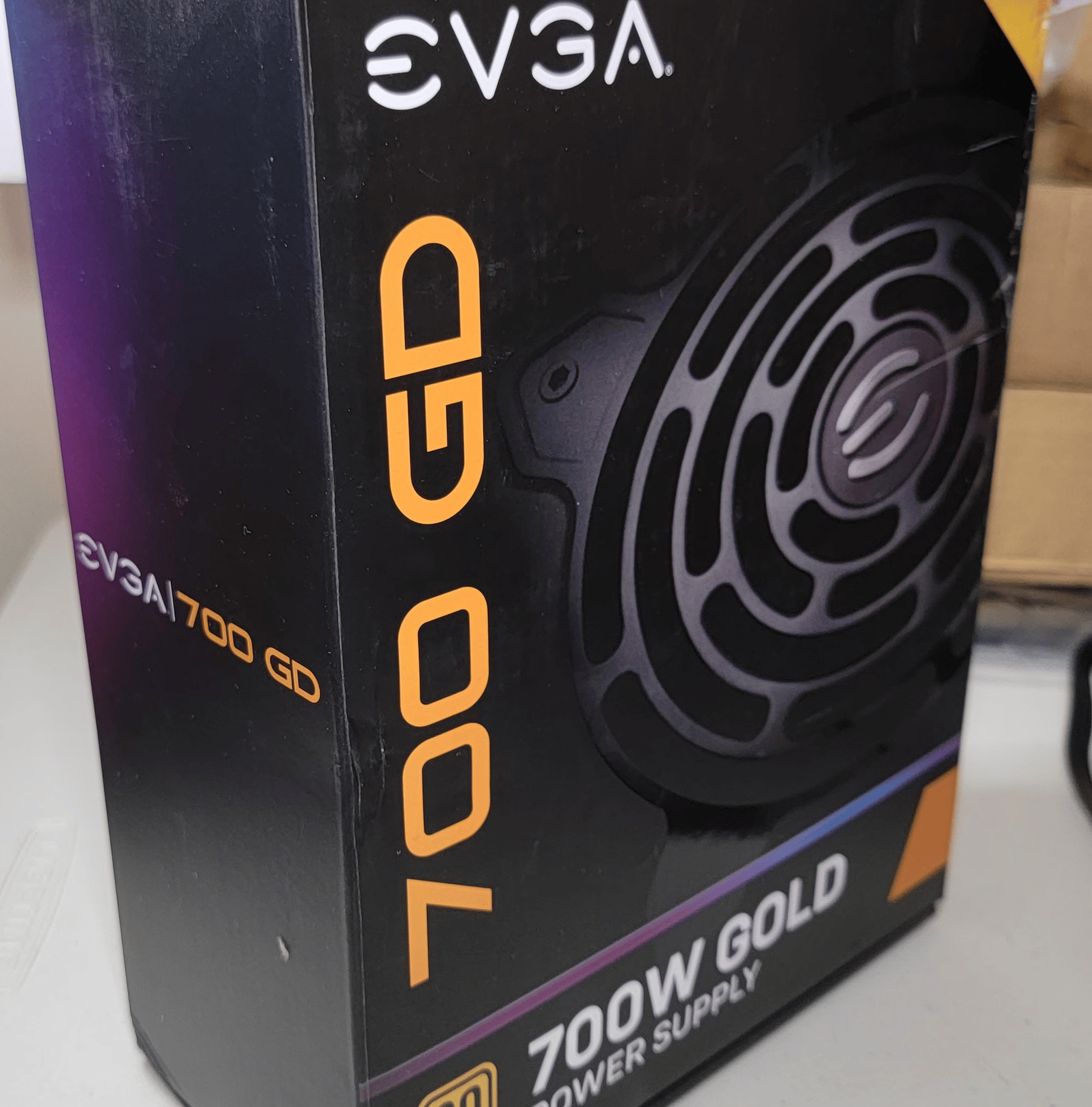 EVGA GD 700W 80+ Gold Power Supply (READ)