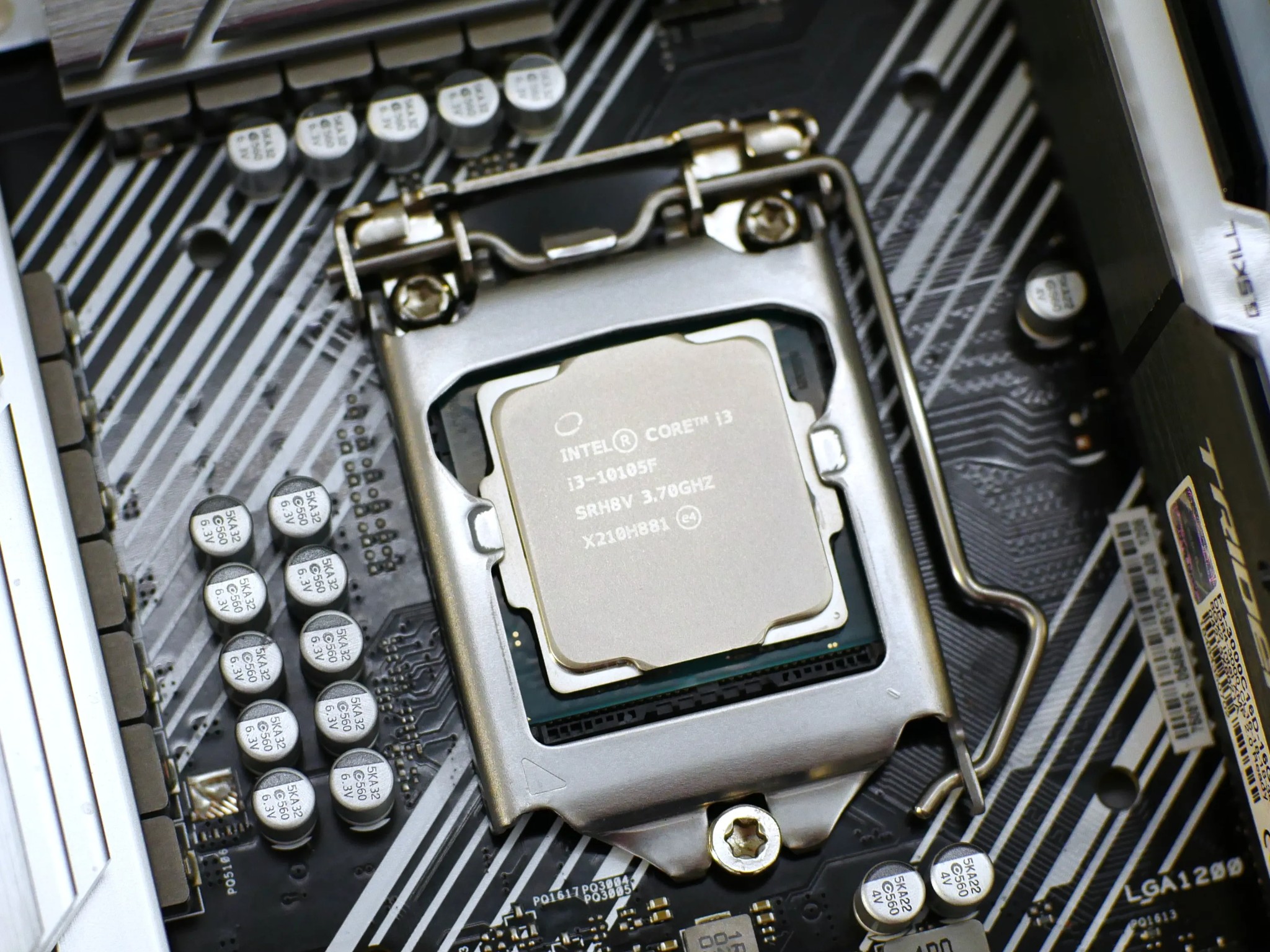ASUS Prime Z490-P LGA 1200 ATX | I3 10105F CPU | G. SKILL Trident Z RGB 32GB