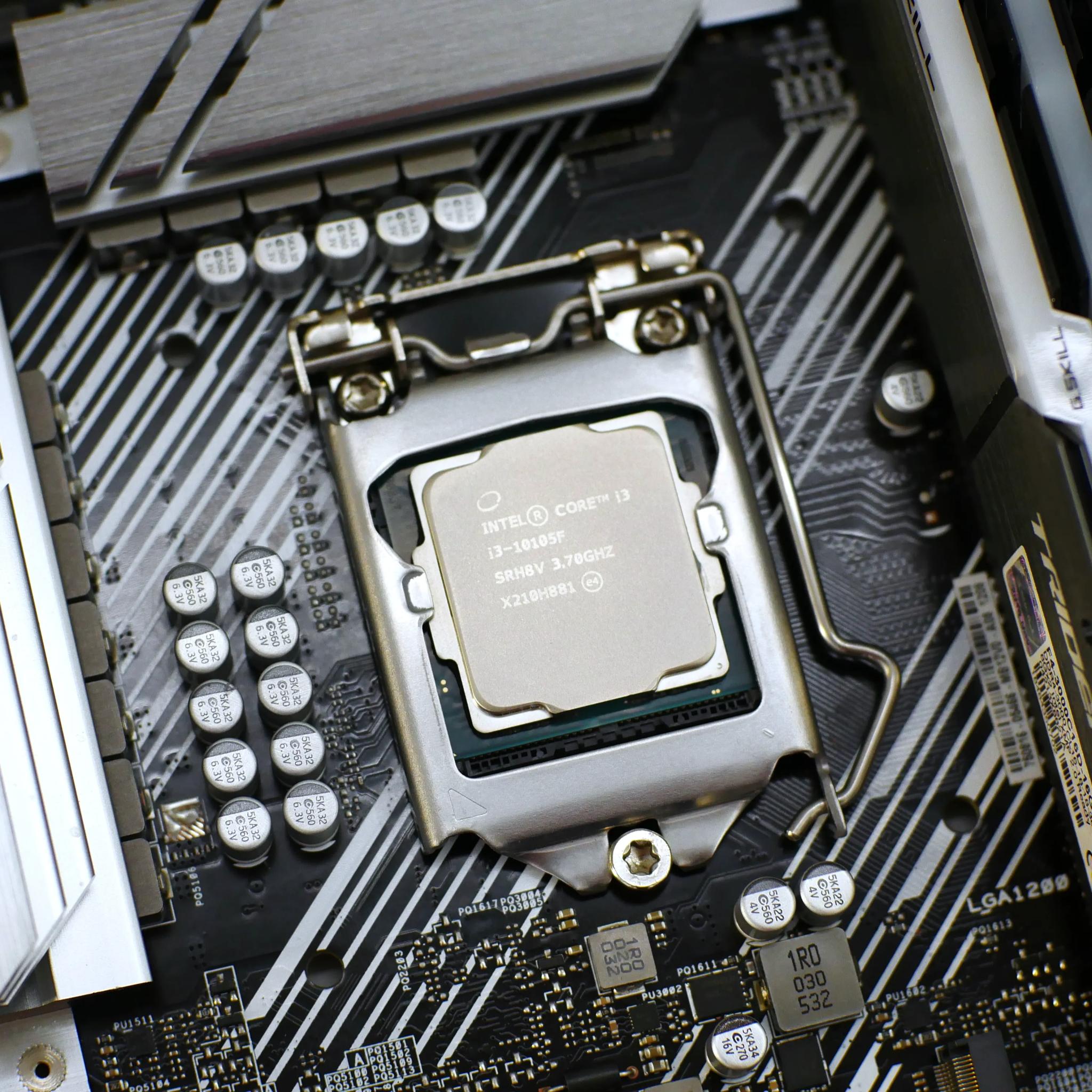 ASUS Prime Z490-P LGA 1200 ATX | I3 10105F CPU | G. SKILL Trident Z RGB 32GB