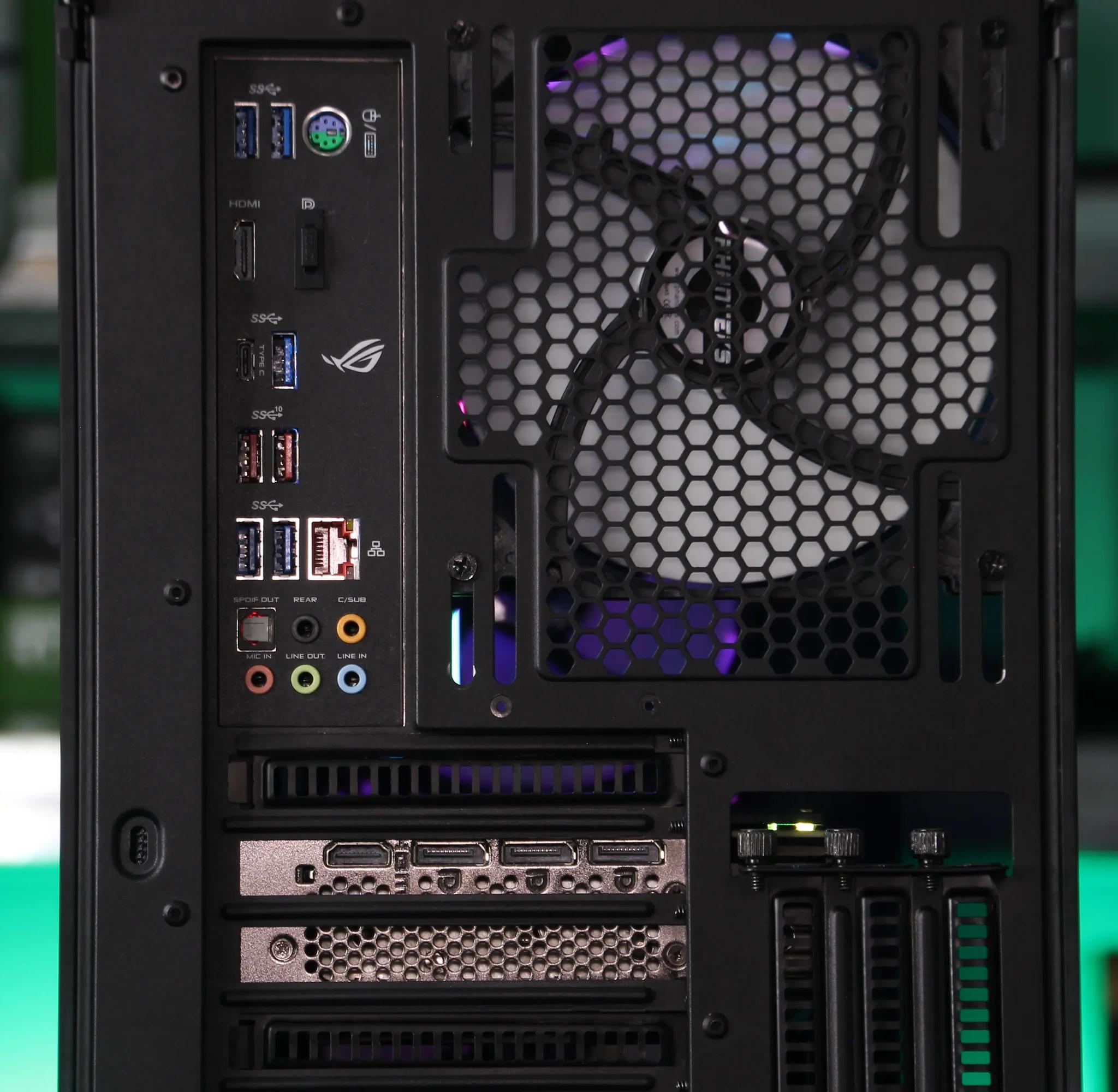 𝙏𝙄𝙏𝘼𝙉 // Ryzen 7 5800X, RTX 3070 // Mid-range Gaming PC
