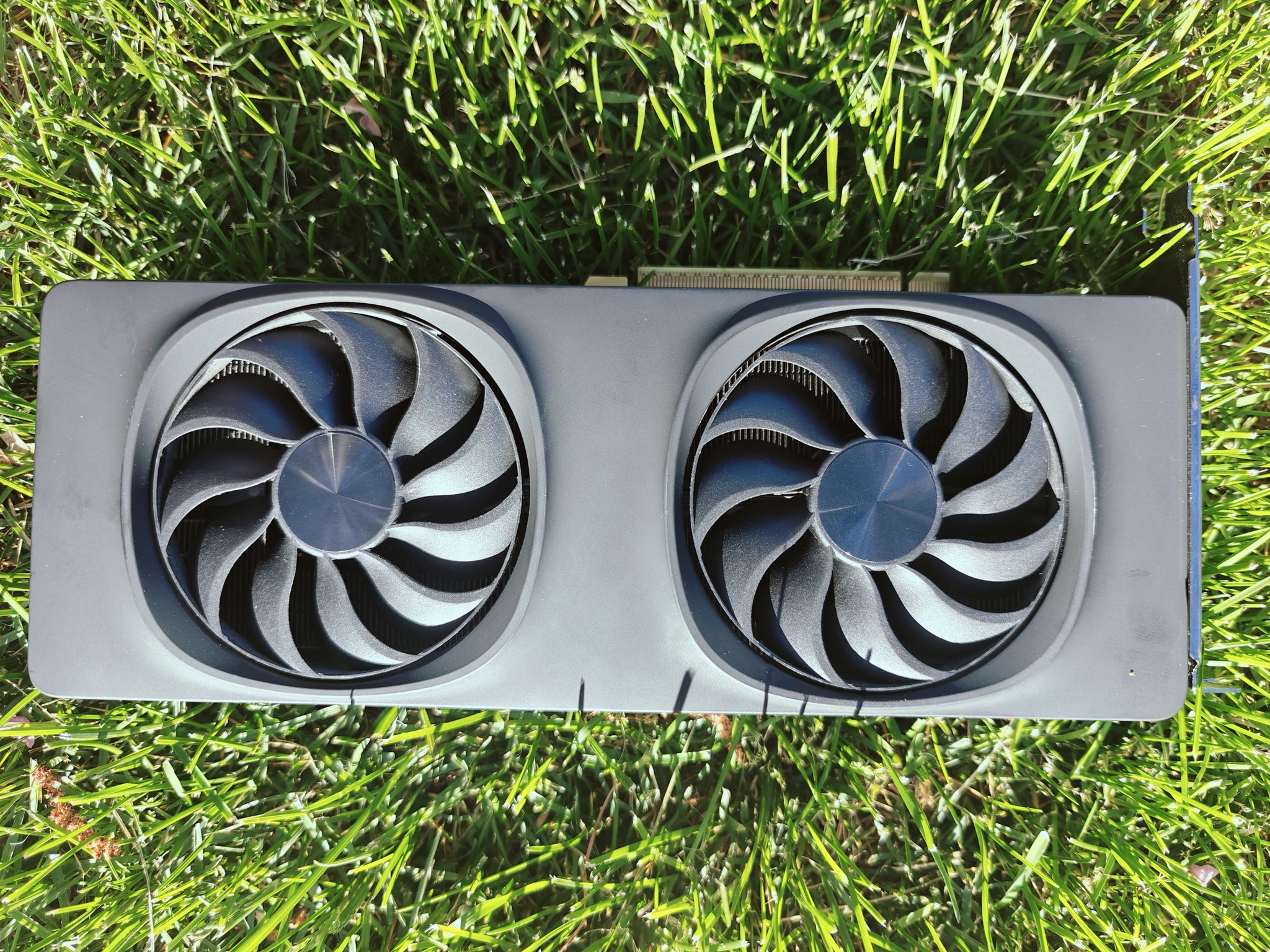 Intel ARC B580 Limited Edition