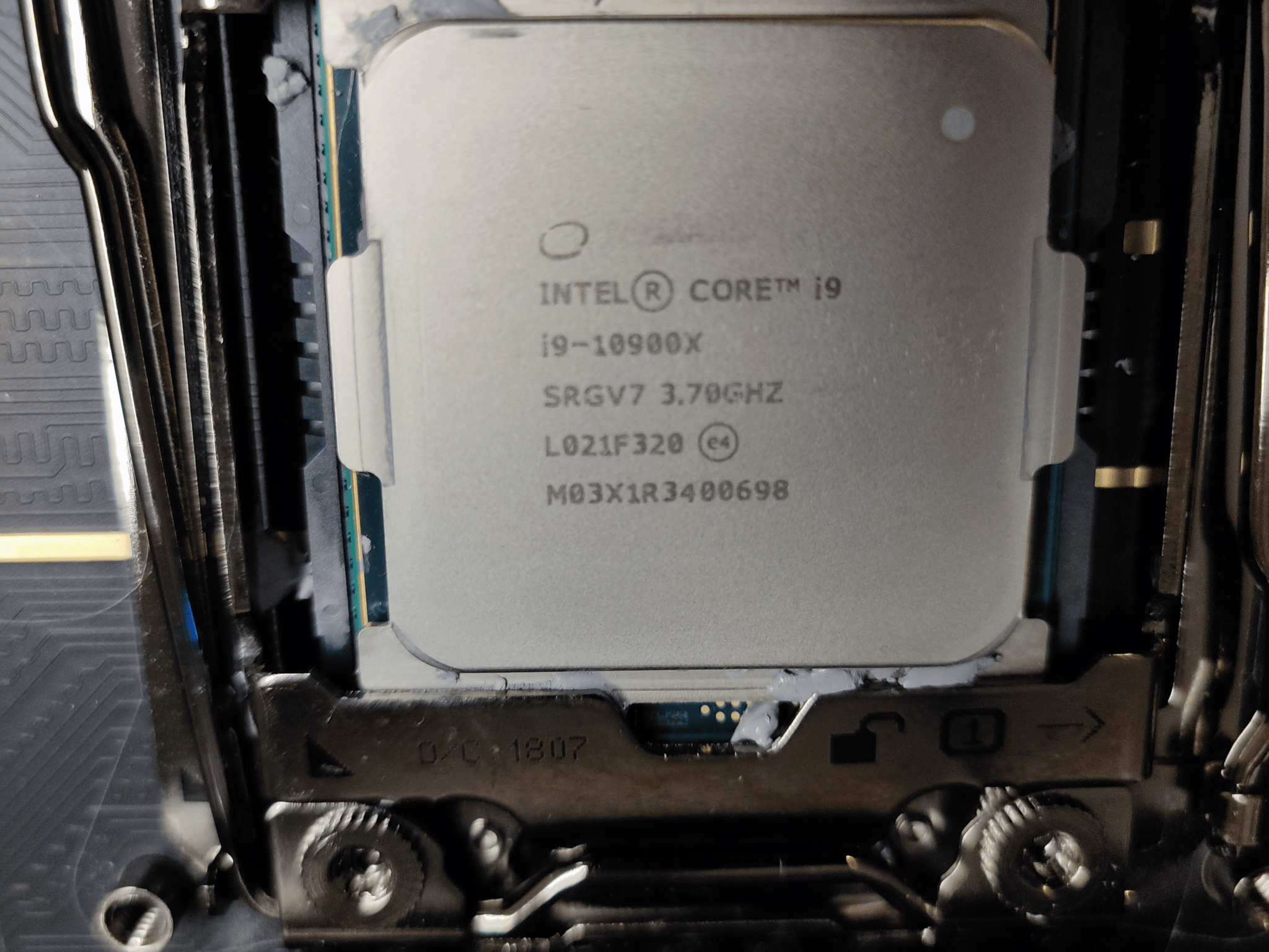 EVGA X299 Dark and 10900X CPU Combo