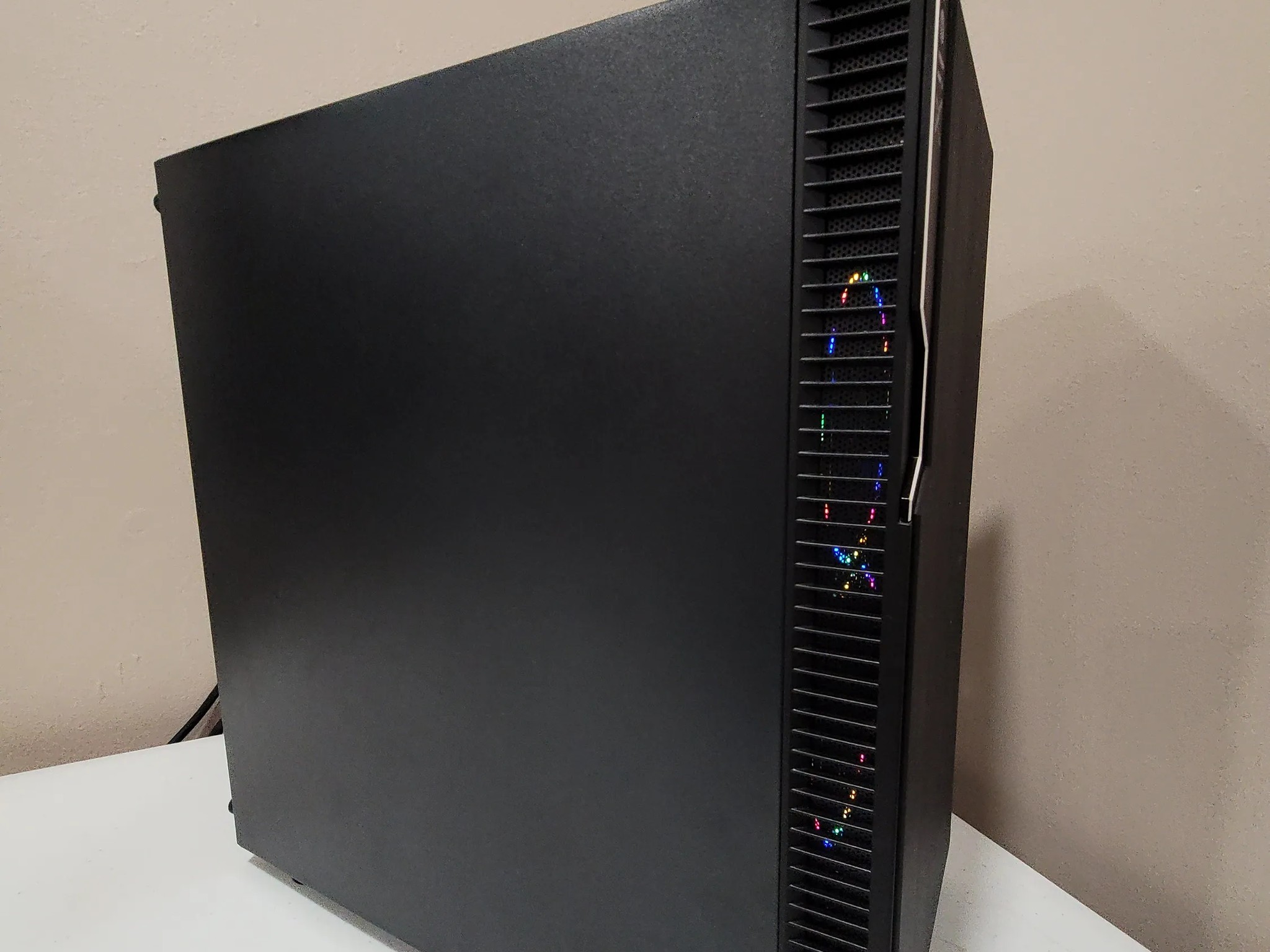Budget Tusker Build 9558 i5 RX 580