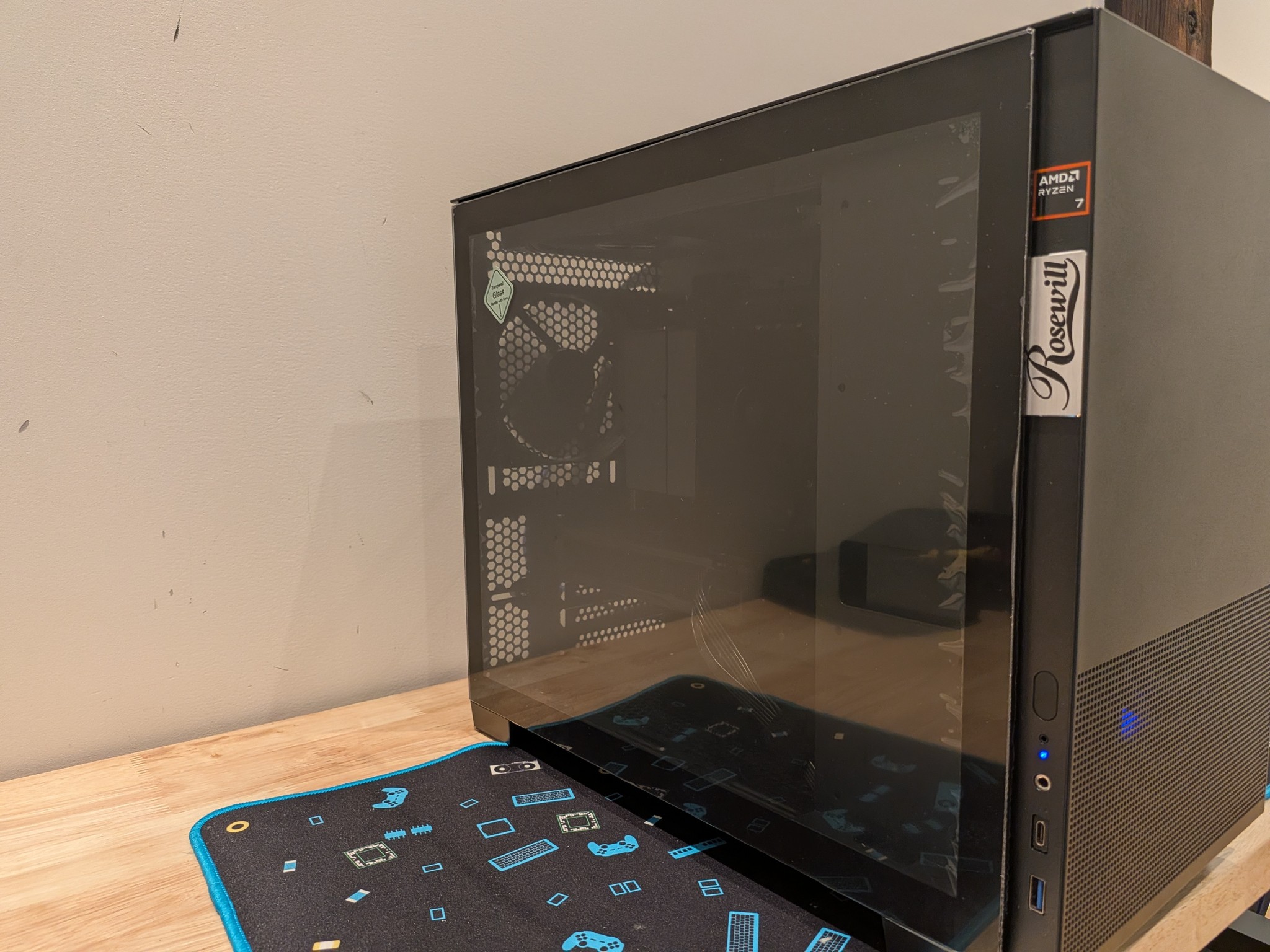 Blackout 7600 - Ryzen 5 7600, RX 7600, 32GB RAM, 1TB NVMe SSD, SteamOS