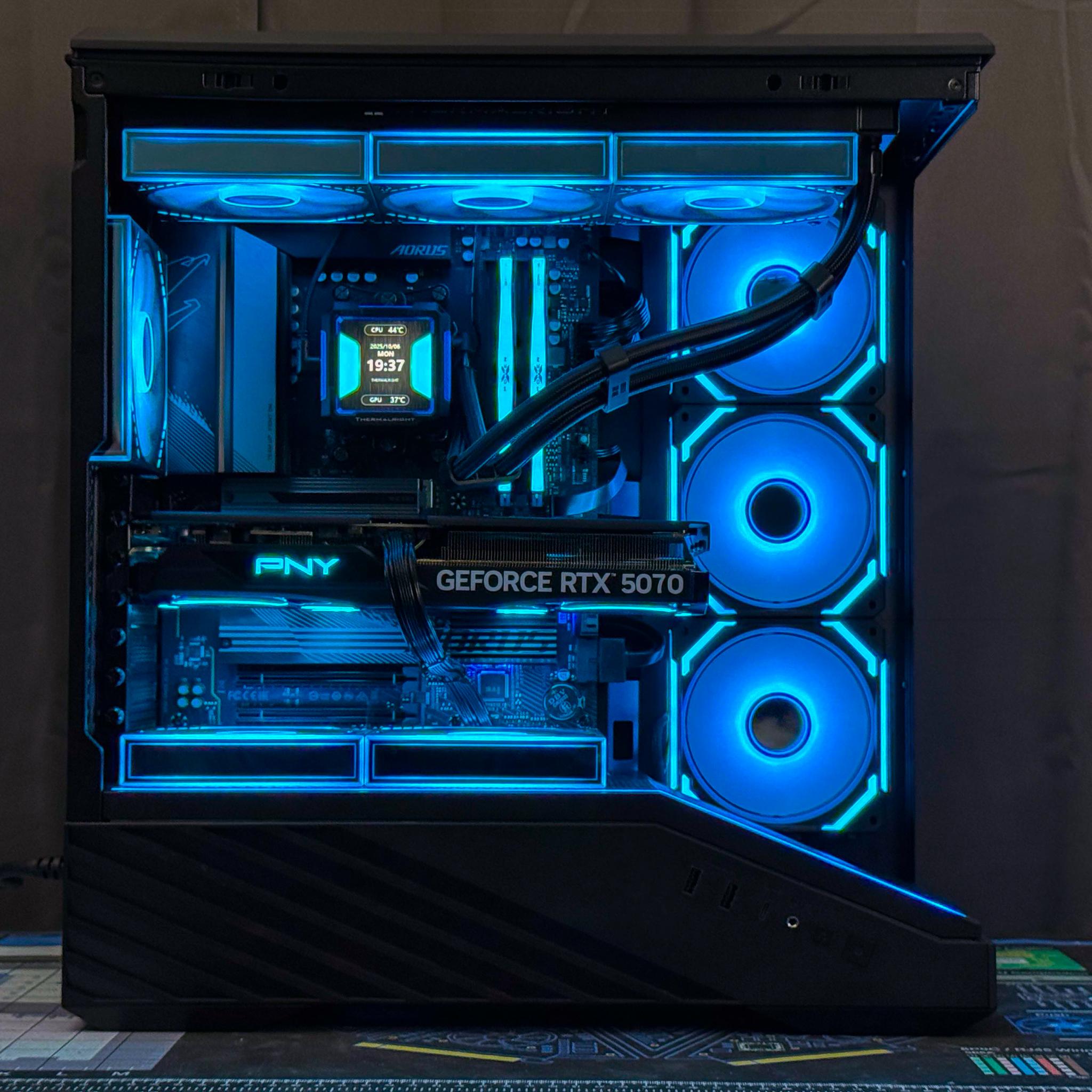 💙 Blue Beetle v2🪲 | RTX 5070, Ryzen 5 9600X, 32GB DDR5, 2TB SSD, Wifi