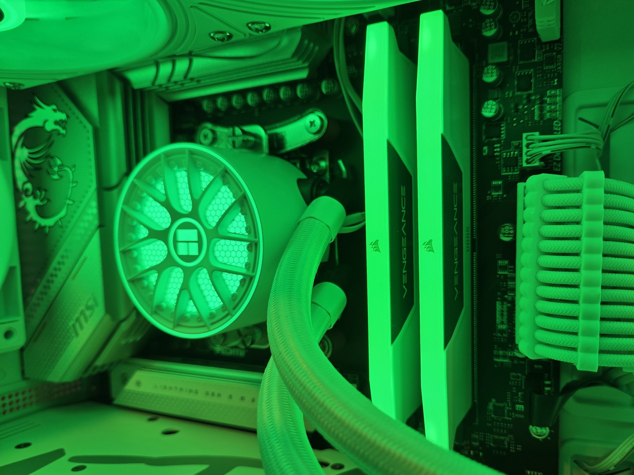 White Gaming/Streaming PC | R7 7700X | RX 7900XT | 2TB NVME | 32GB DDR5 | Win11 Pro | Free Shipping!