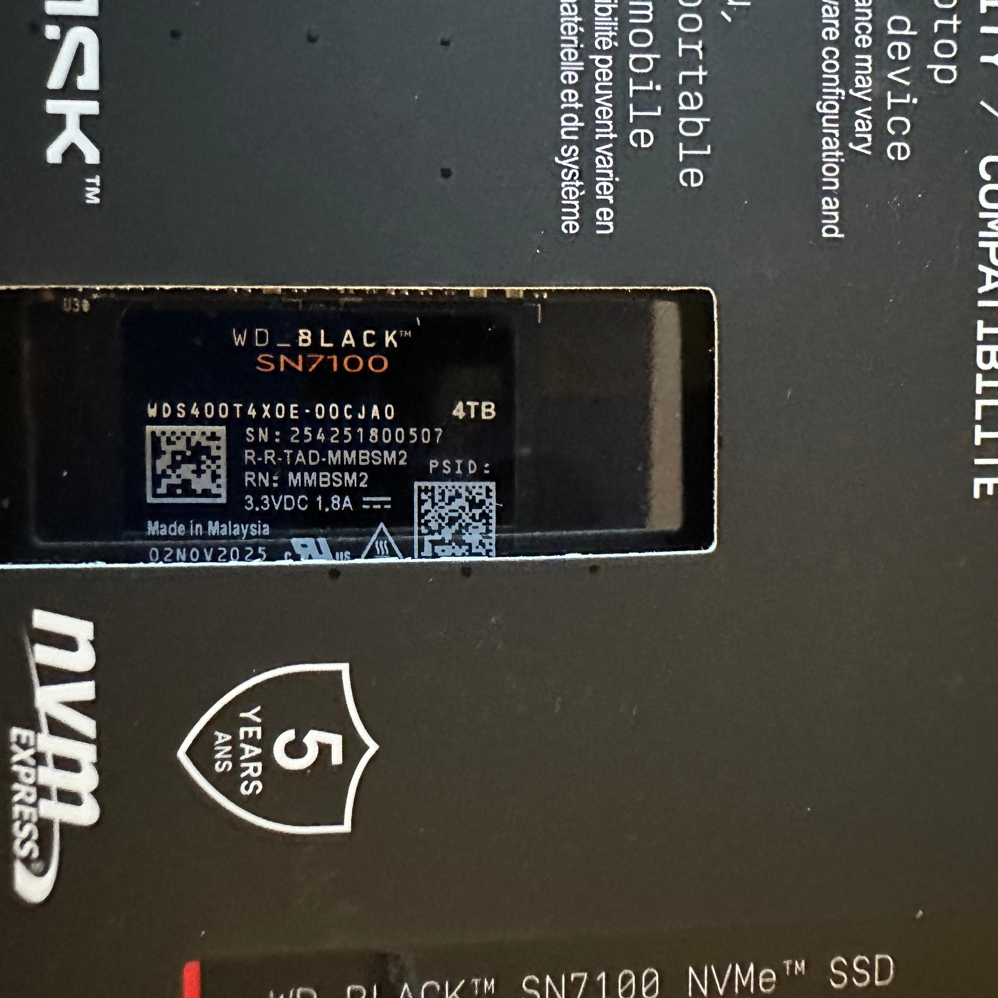 WD_BLACK SN7100 M.2 2280 4TB (SSD)