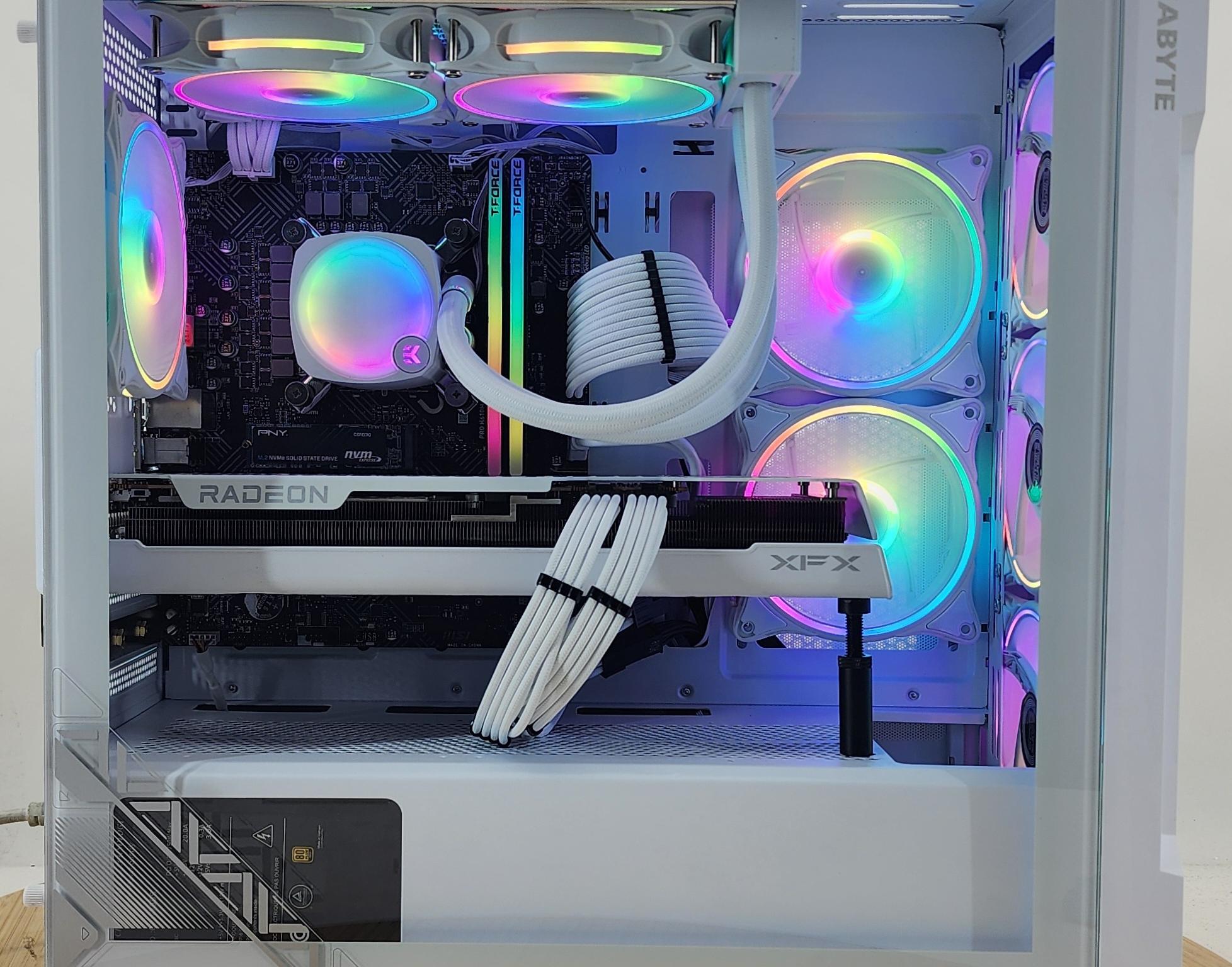Gaming PC i5-12600KF 16GB RAM 1TB SSD RX 7800 XT 16GB Windows 11 Computer