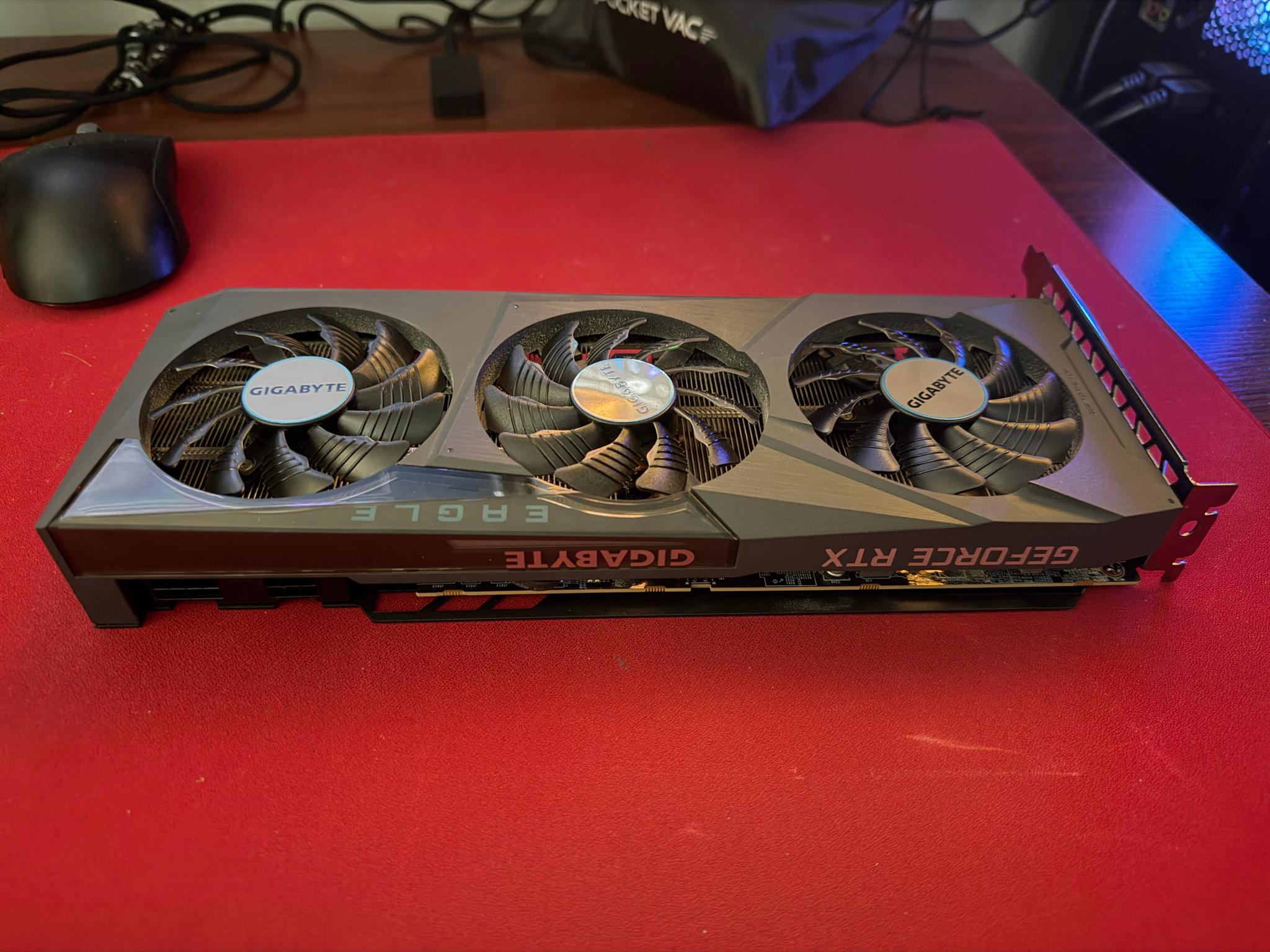 GIGABYTE EAGLE OC GeForce RTX 3070 - Image 1
