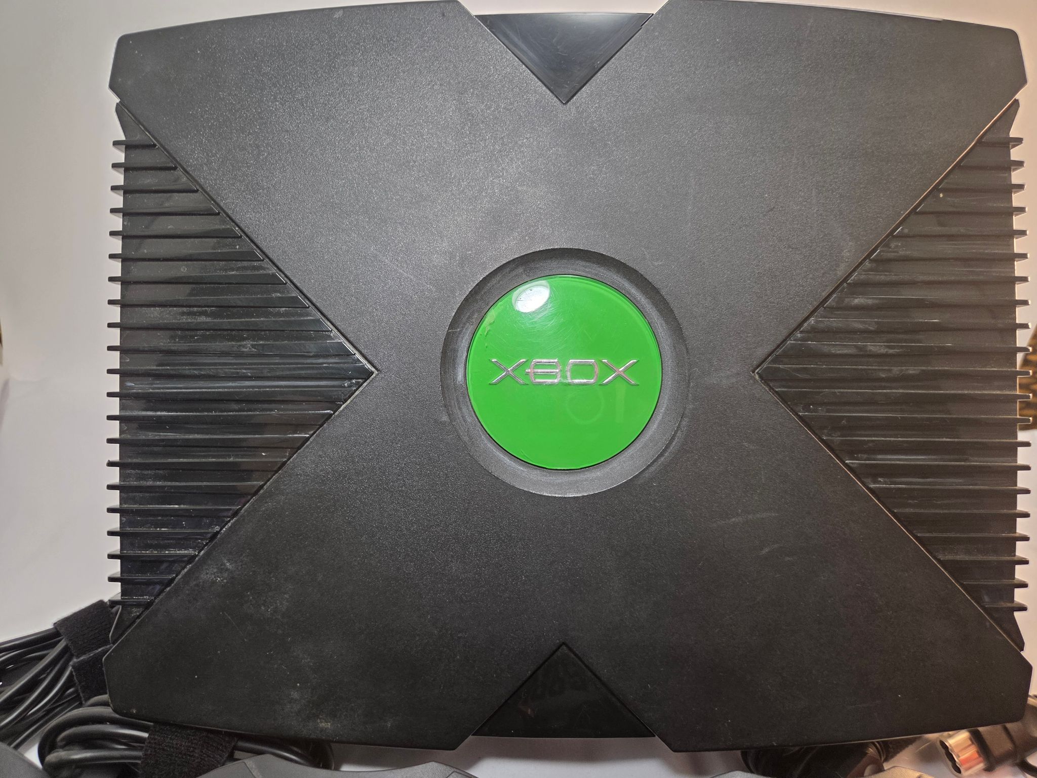 Modded Original XBOX w/ 4 Controllers and HDMI Adapter