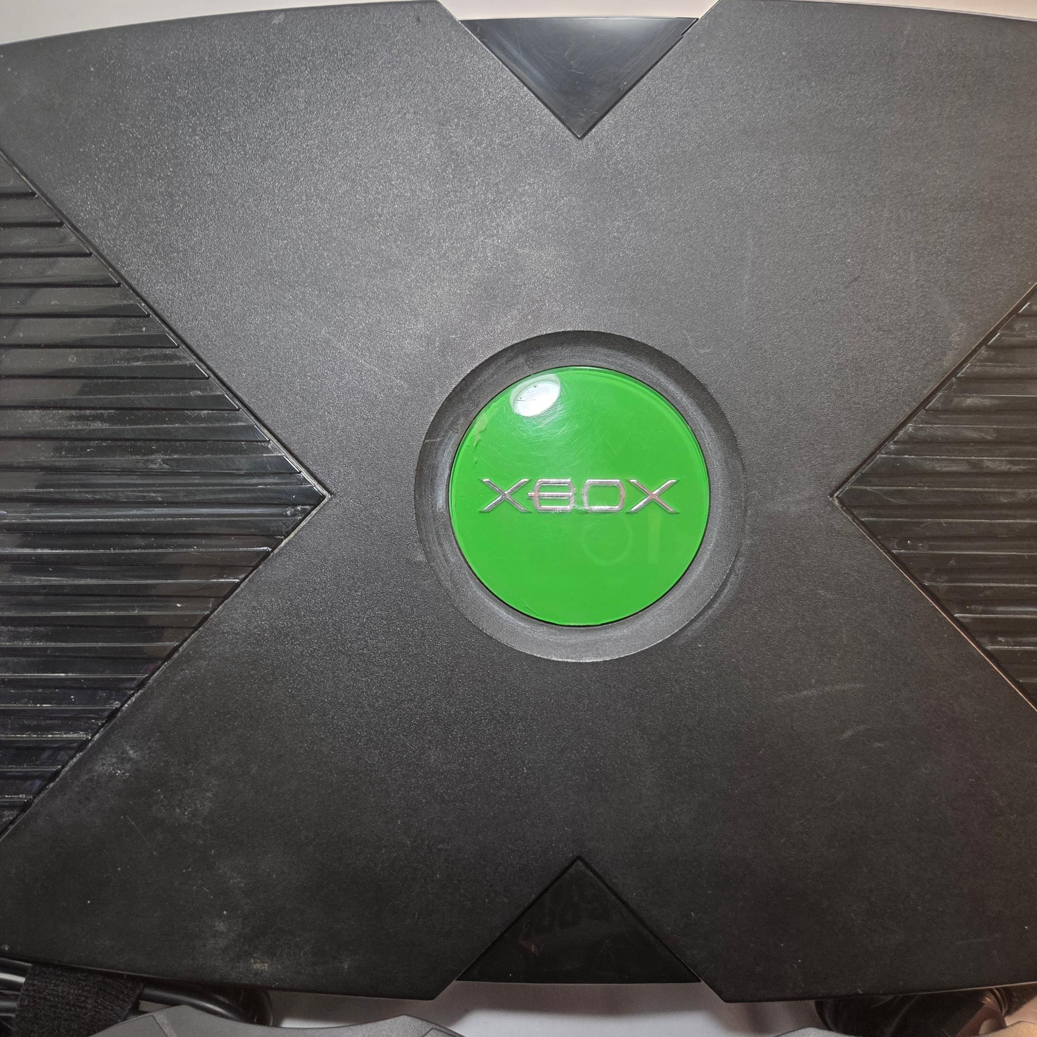 Modded Original XBOX w/ 4 Controllers and HDMI Adapter