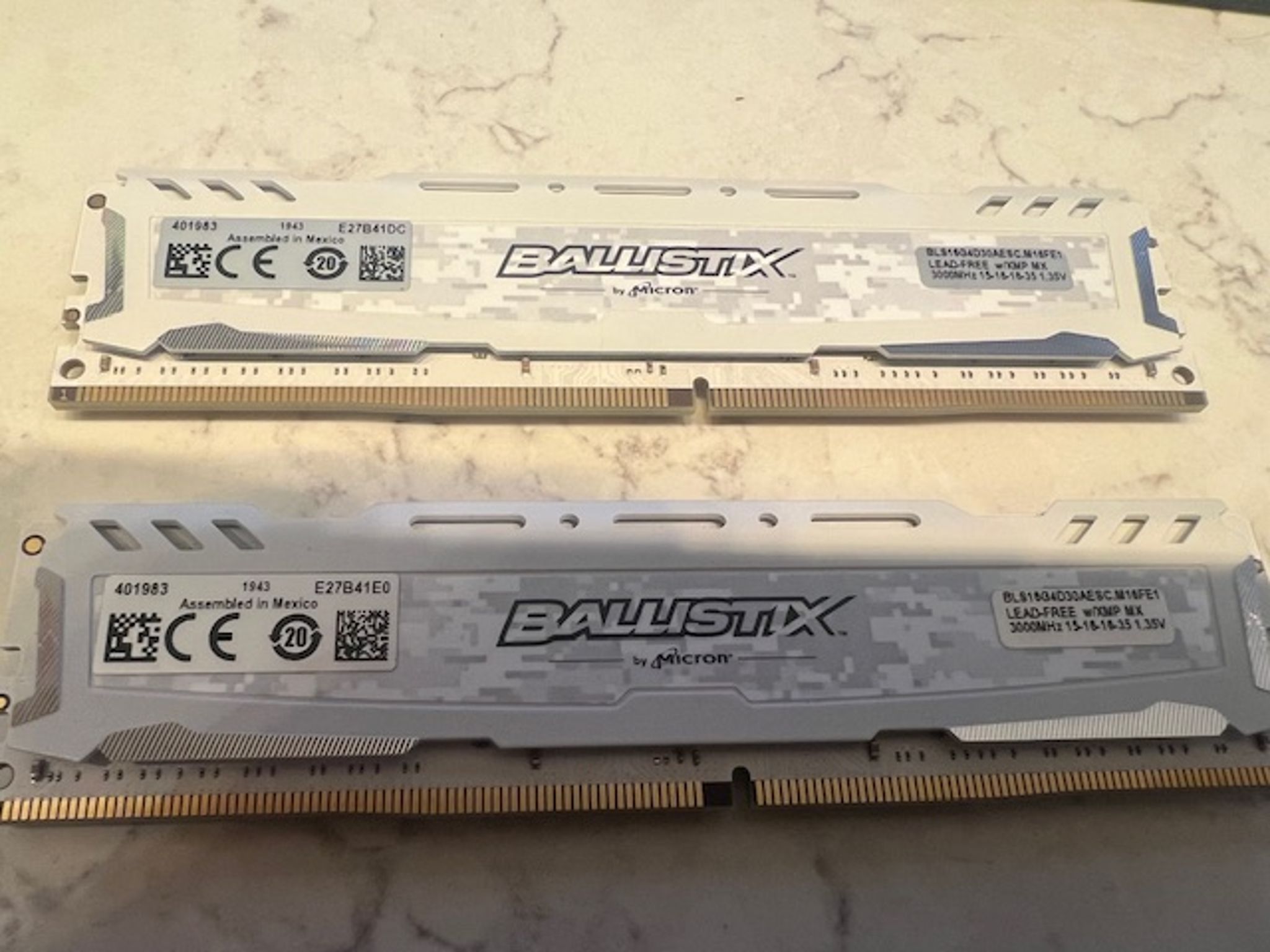 Crucial Ballistix 32GB DDR4 3000 Mhz Memory Desktop Ram White Color