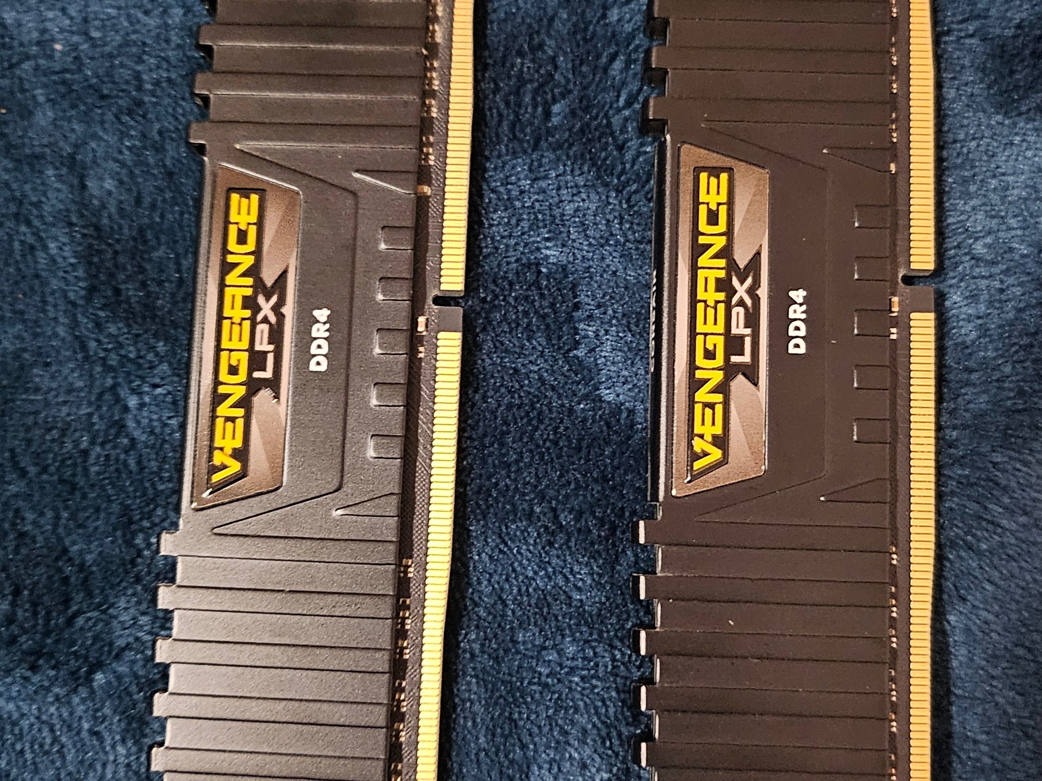 Corsair Vengeance LPX 16GB DDR4 3200MHz CL16 Desktop RAM - Black - XMP Ready