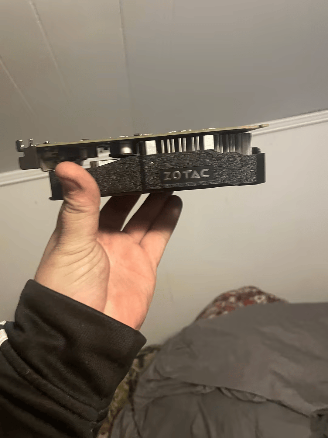 Zotac 1050 ti used for light gaming had it for a month or two got it in a pre built 
