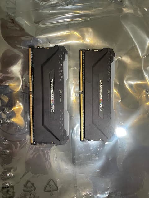 [BUNDLE] Intel i7-11700k/ Asus 7590-P/ 32GB DDR4 ram/ AIO