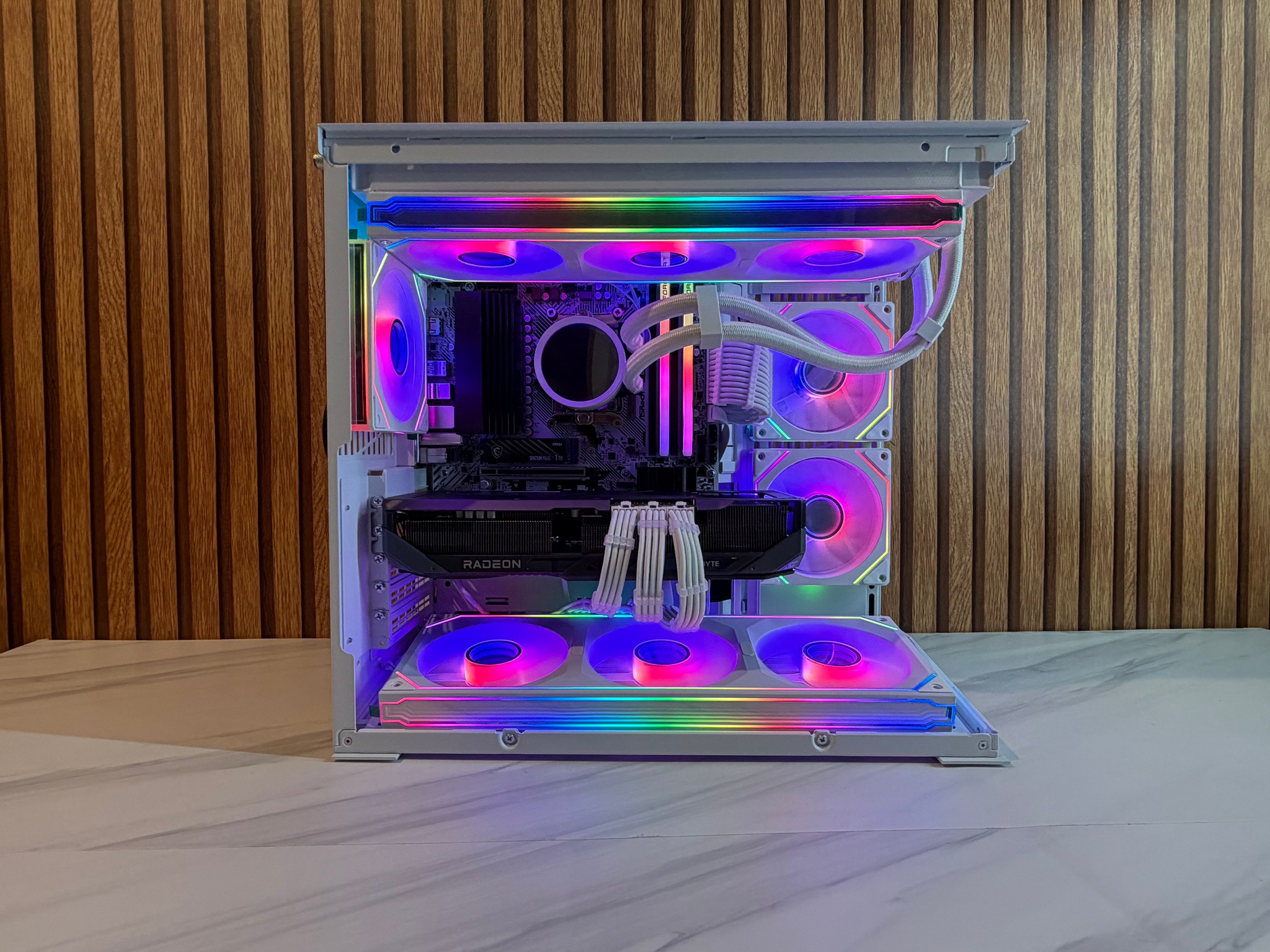 9070 XT 16GB | RYZEN 7 9800X3D | 16GB DDR5 | 1TB NVME | 360MM AIO | 850W