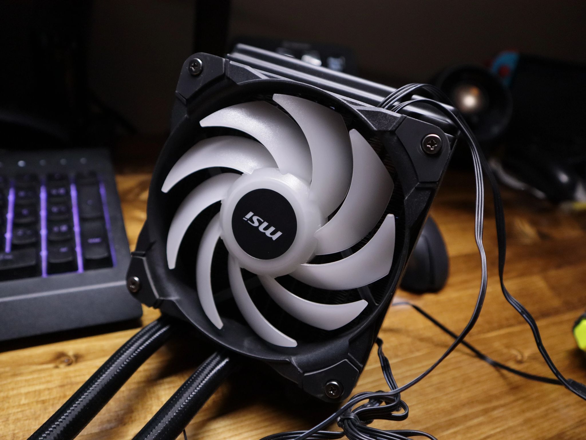 [Bundle] [Used] Intel core i7 10700KF Bundle with [Free] msi 120MM aio cooler.