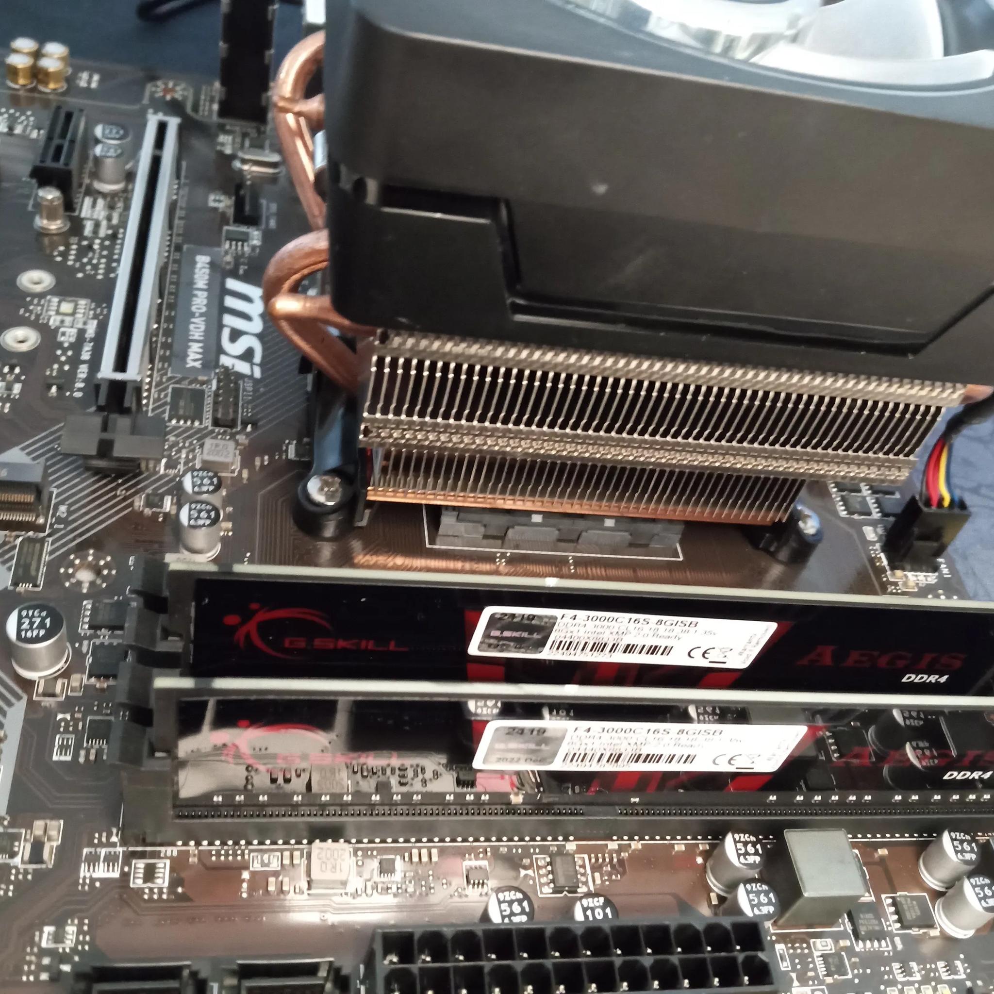 Ryzen 7 3800x, wraith prism cooler, motherboard, 16 gb ram combo!