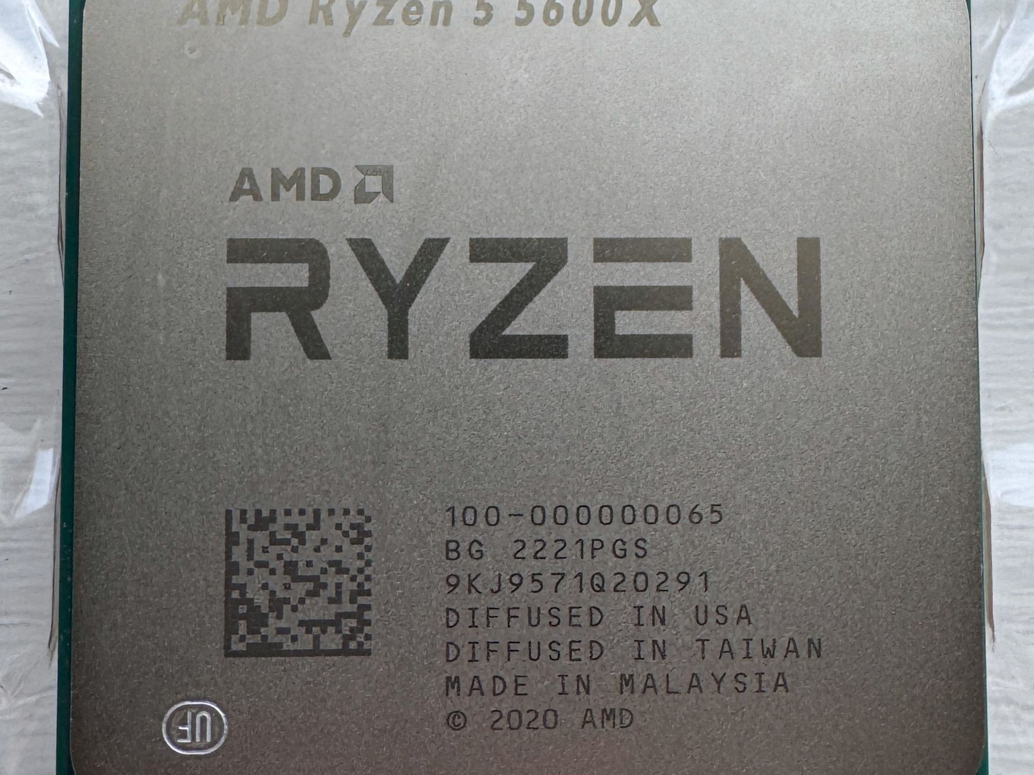 AMD Ryzen 5 5600X 6-core, 12-thread unlocked desktop processor with Wraith Stealth cooler