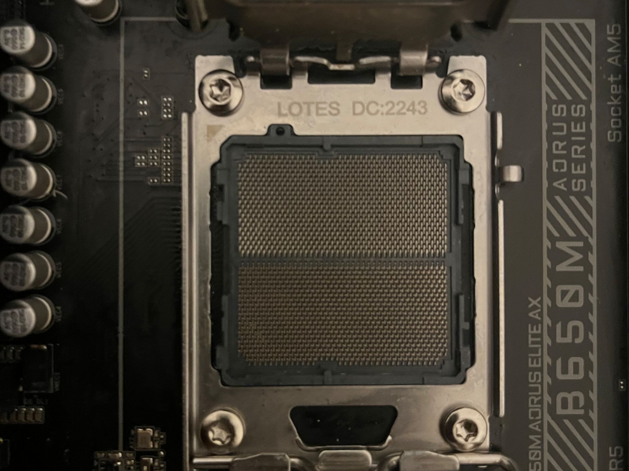 GIGABYTE B650M AORUS Elite AX (AM5/ LGA 1718/Micro-ATX/ DDR5/ 2* M.2/ PCIe 5.0)