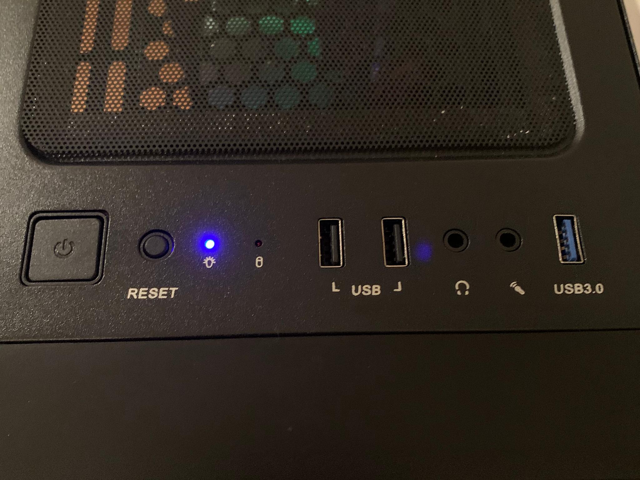i5 7500 RX 480 8GB BUDGET 1080p GAMING PC 16GB RAM 500GB SSD RGB WINDOWS 10