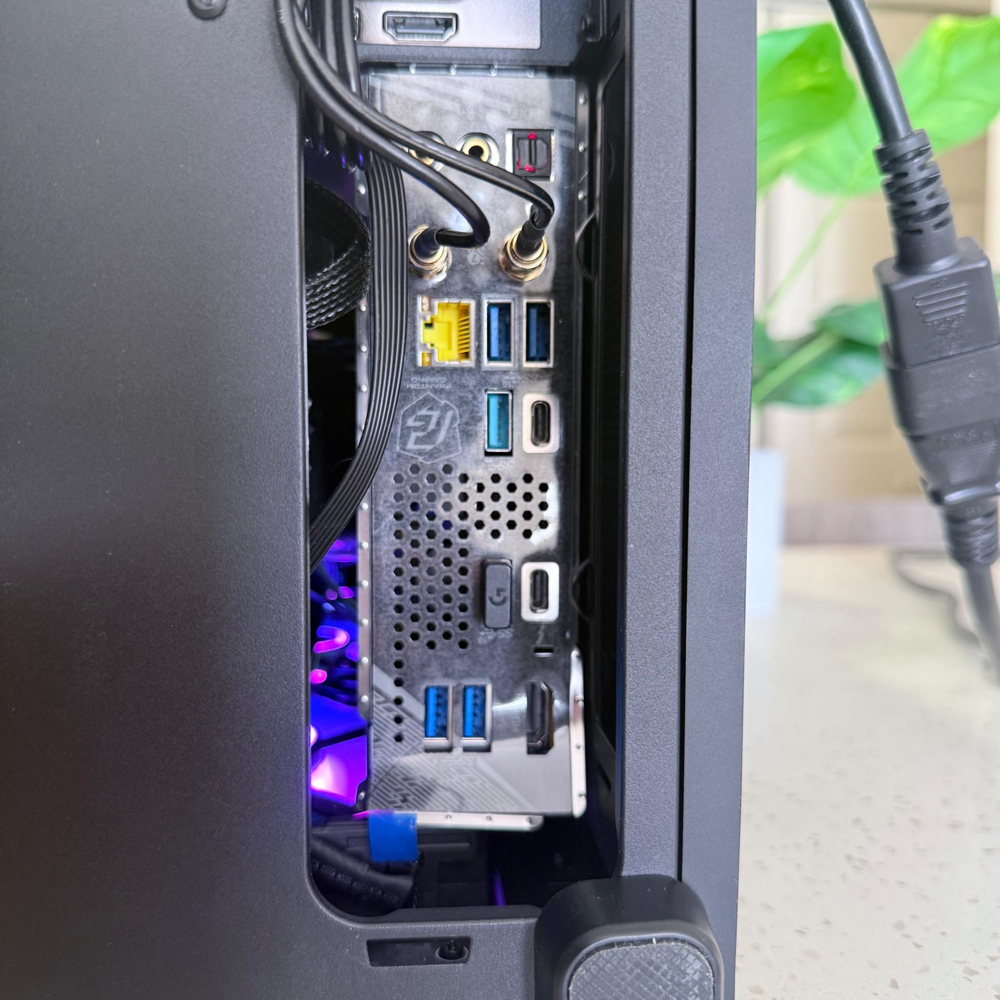 Black Opal VIII|Core Ultra 7 265K| 5070 Ti|32GB DDR5|2TB PCIE 5.0| Workstation SFF Gaming PC