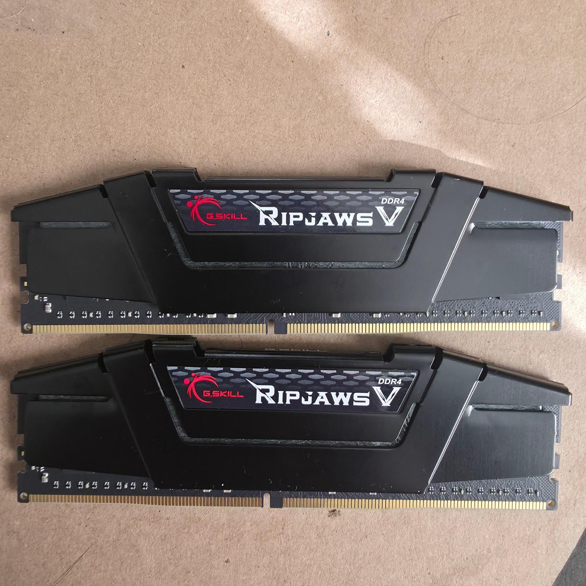 G.SKILL RipjawsV Series DDR4 RAM | 3600Mhz 32GB (2x16)
