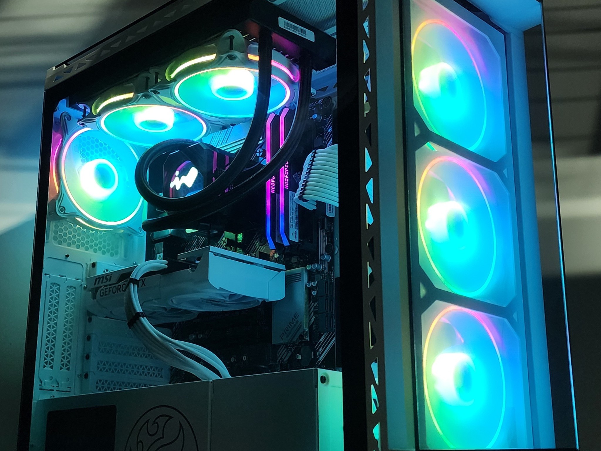 Gaming PC Ryzen 7 5700X 16GB RAM 500GB SSD RTX 5060  8GB Windows 11 Computer