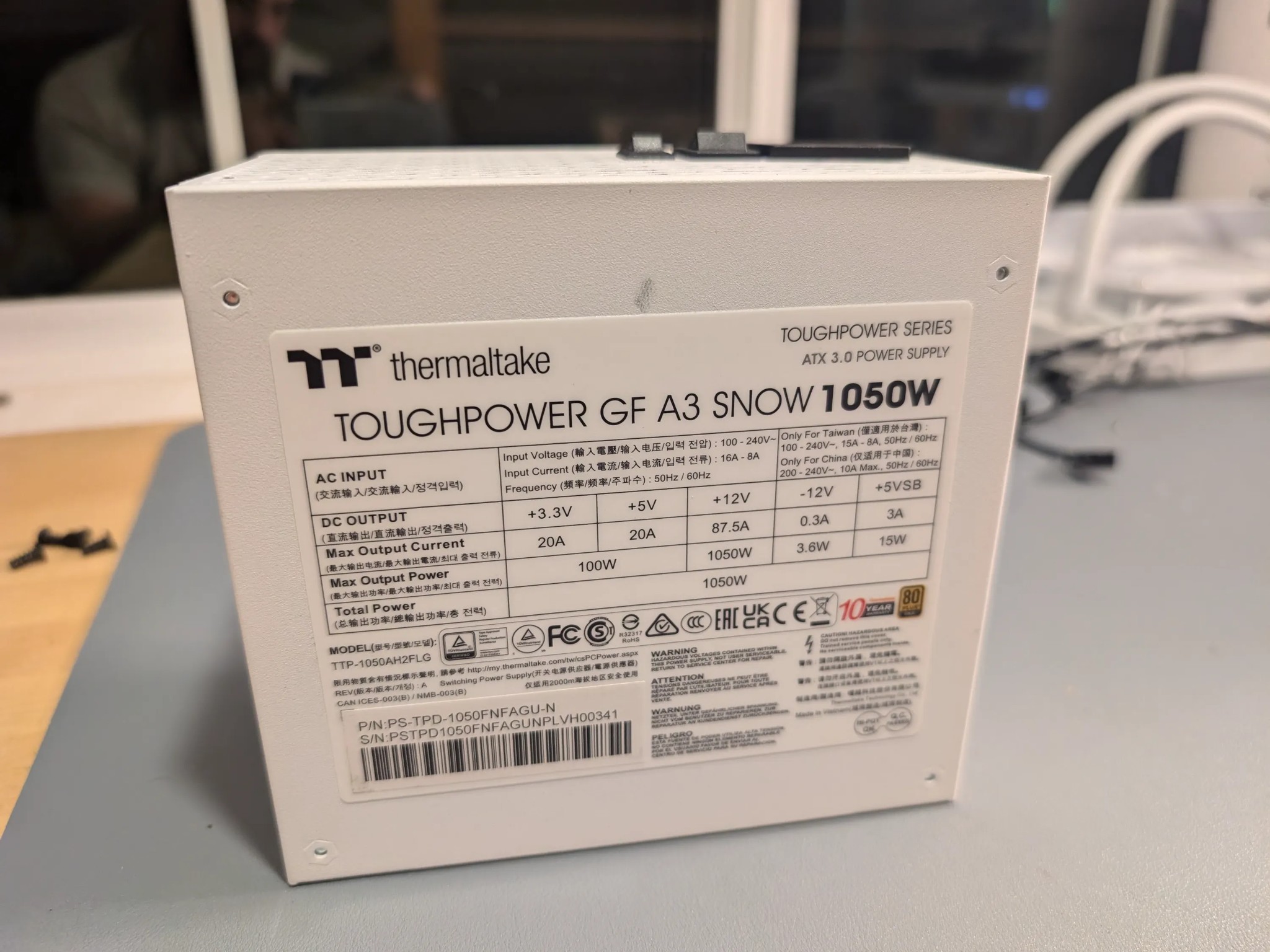 Thermaltake Toughpower 1050w Snow ATX