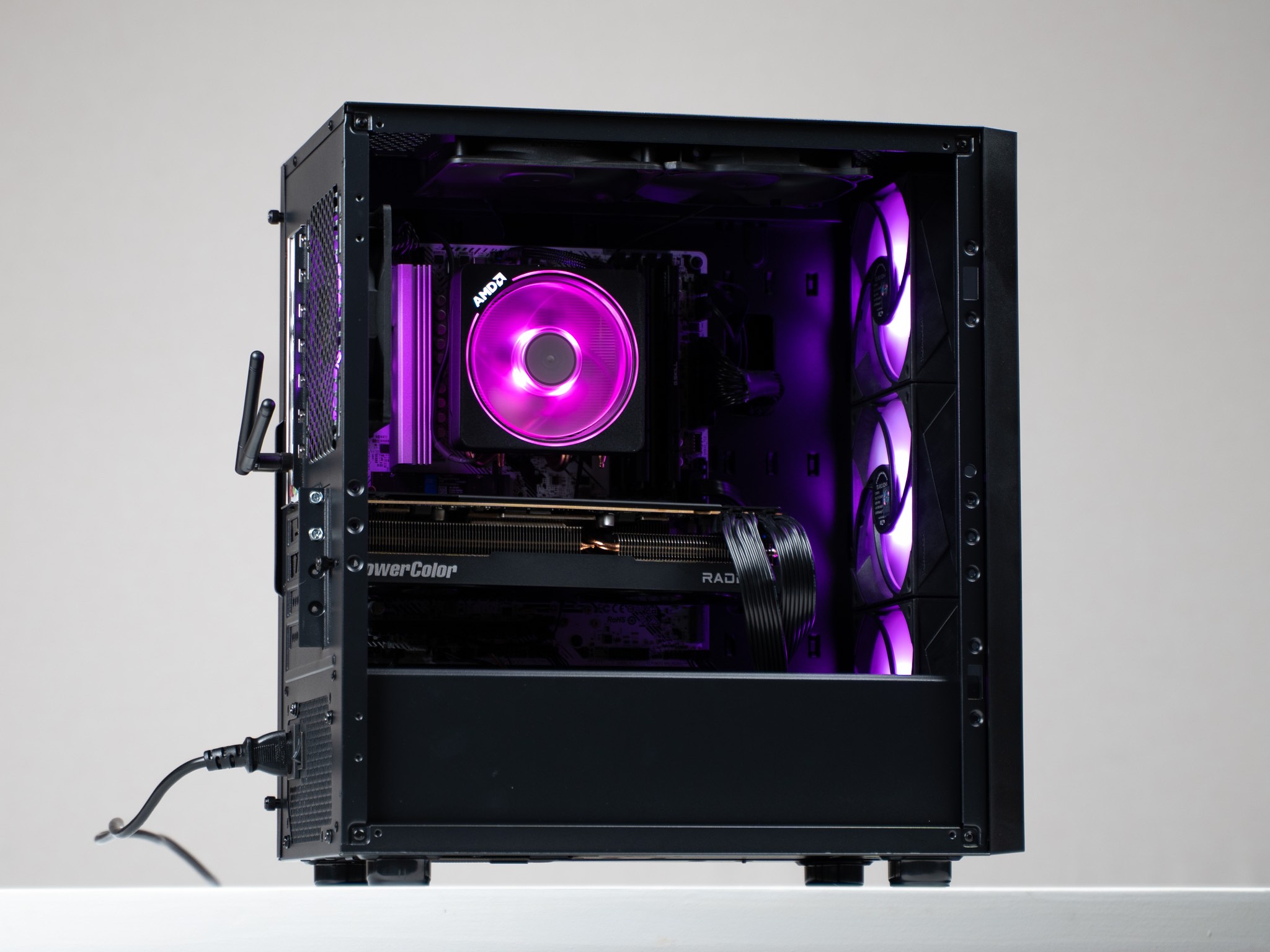 RX 7800 XT Ryzen 5 7600X 1TB 32GB Windows 11 Pro Gaming PC