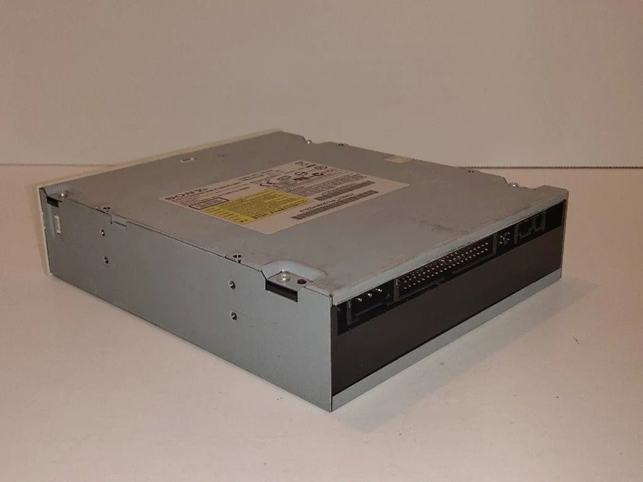 VTG 5.25" Sony CD±R CD±RW DVD±R DVD±RW Optical Drive IDE PATA Model DRU-810A