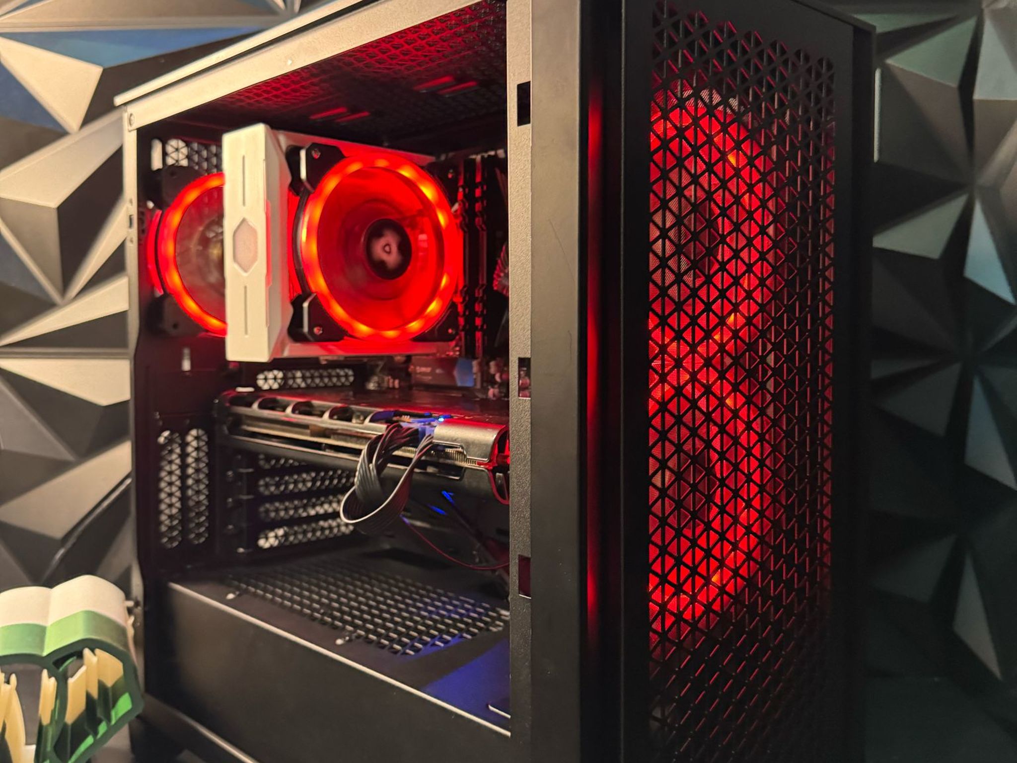 🔥 Mid Daddy 3657🔥|Ryzen5 3600|  RX 5700XT | 16 GB DDR4 3200MHz|1 TB NVMe