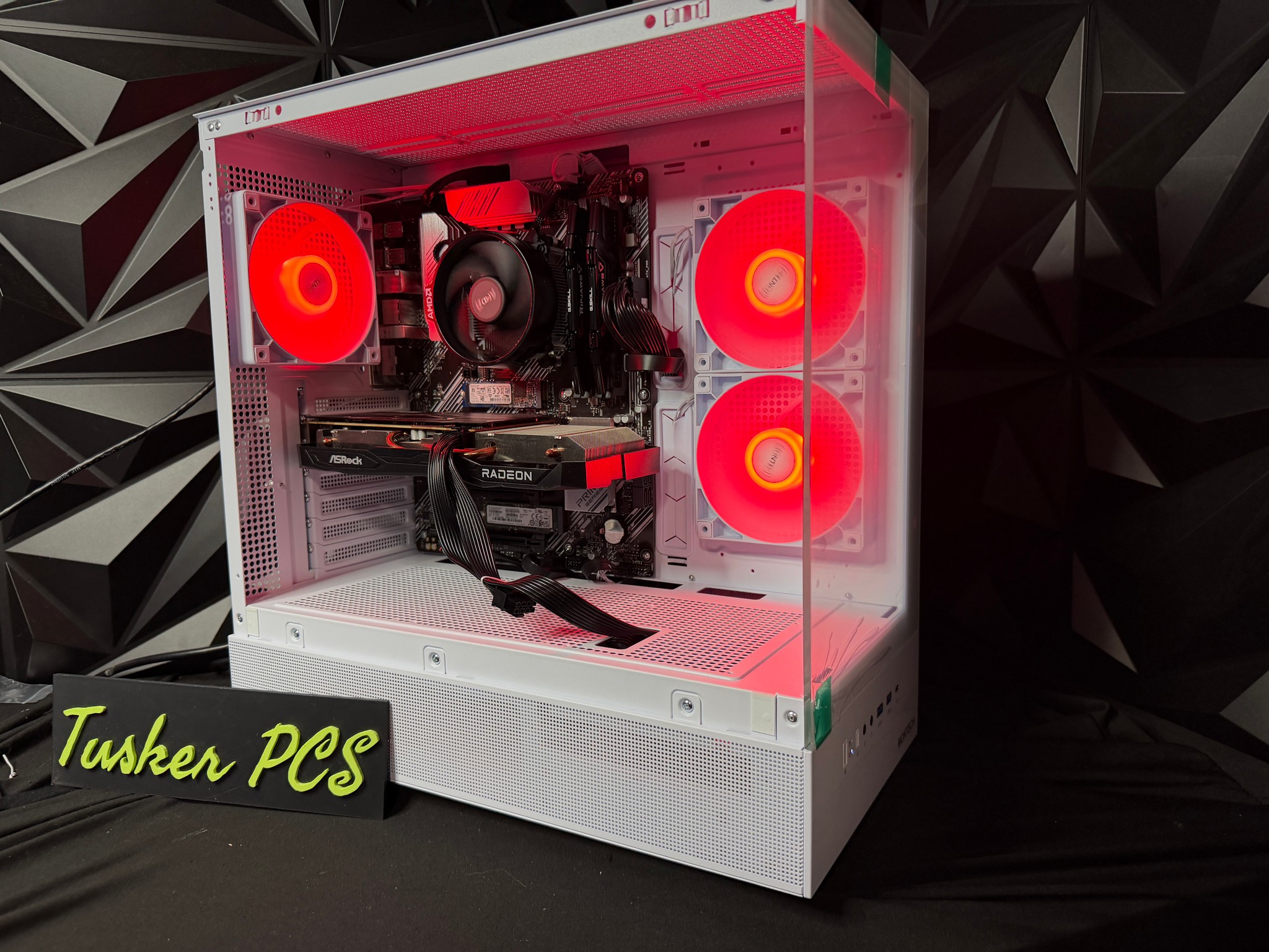 💥💸 THE BUDGET BANGER 💸💥 Ryzen 5 5500| RX 6600| 16 GB DDR4| 500 GB NVMe| 650 Gold PSU