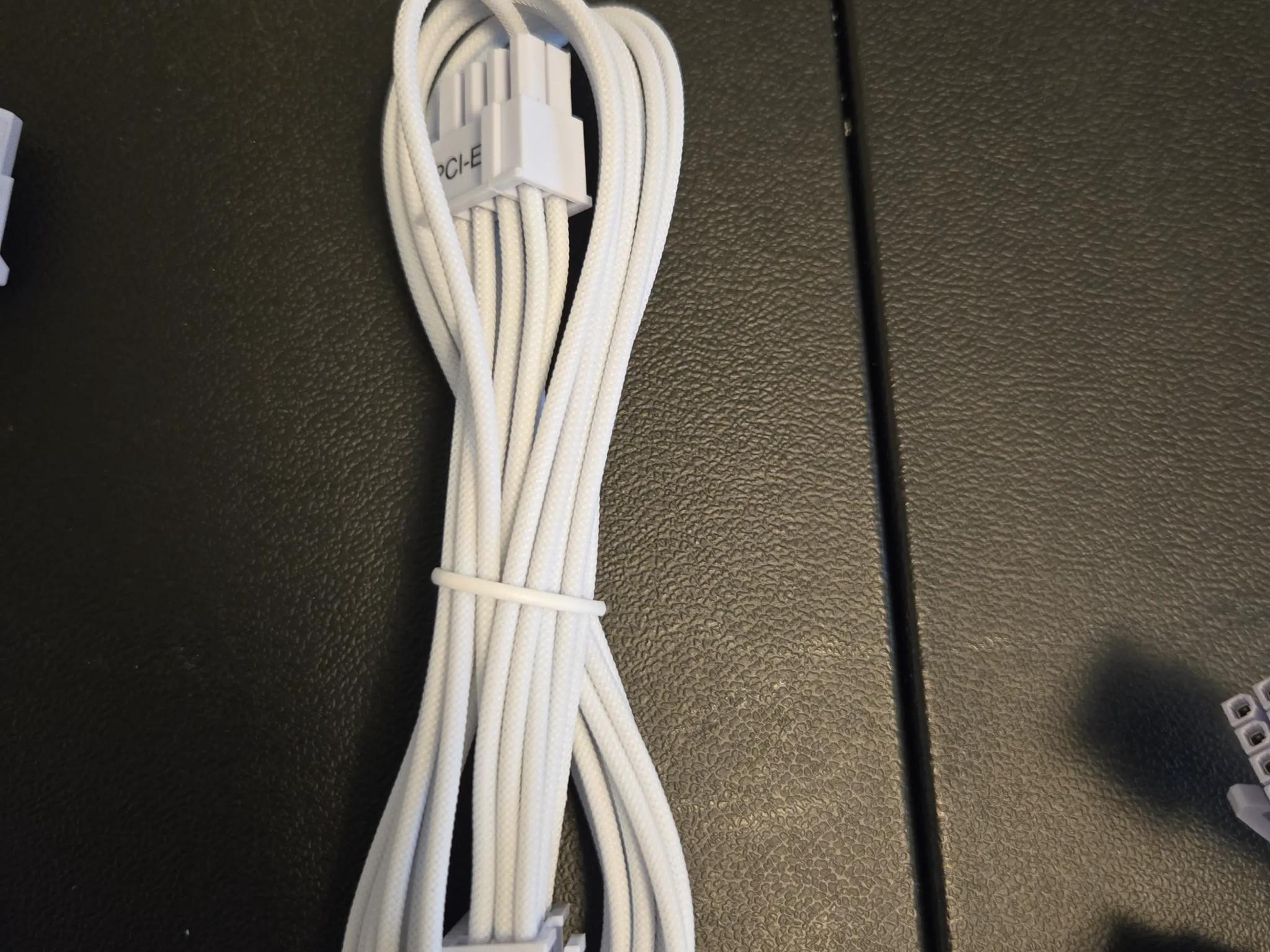 Barely Used White Lian Li SFW SP750 750W Power Supply
