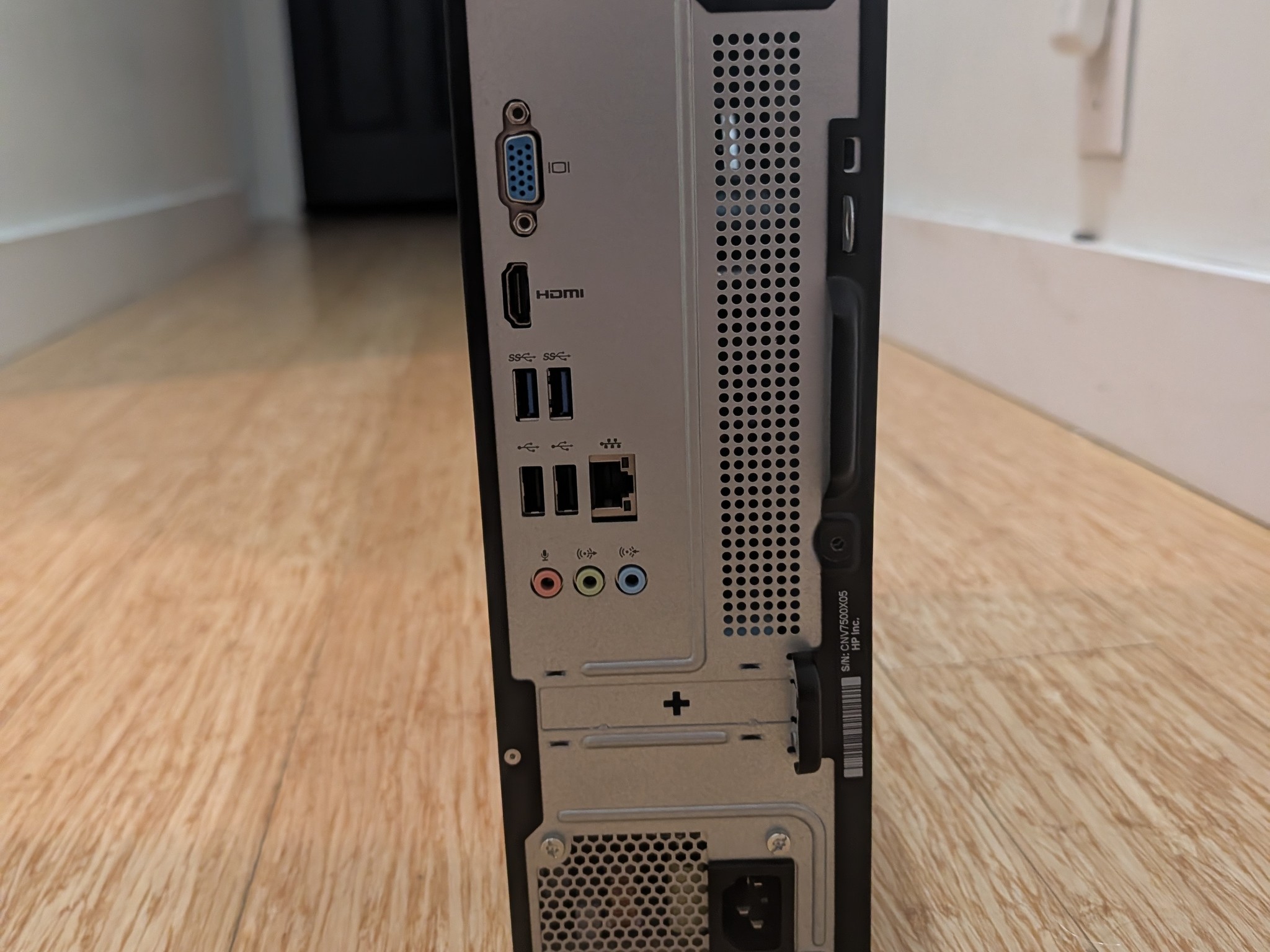 HP Slimline desktop PC | I3 7100T | 256GB NVME | 4GB DDR4 |
