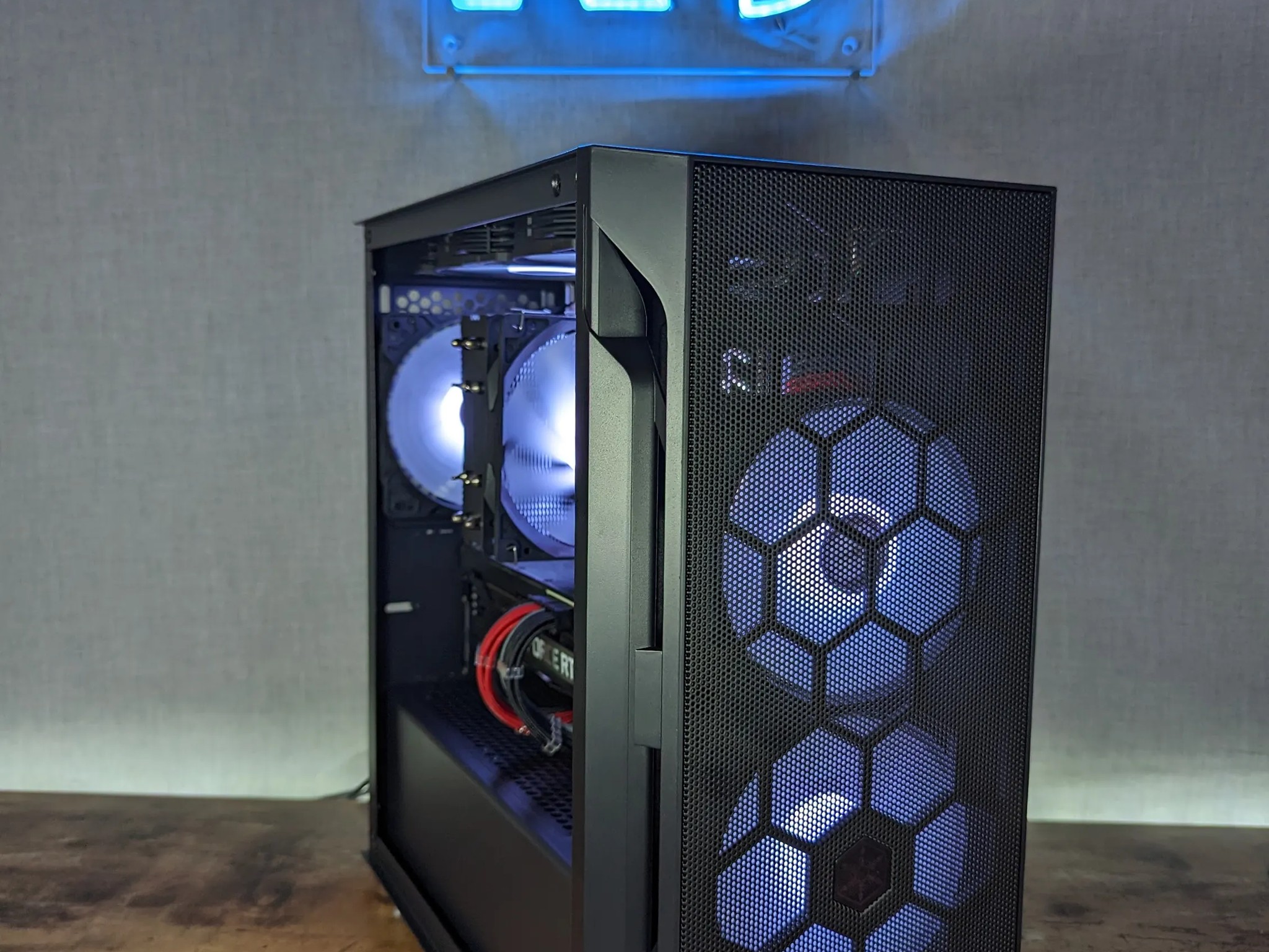 RTX 3070 // i5 12400 // 16GB 3600mhz RAM // 1TB Gen4 NVMe