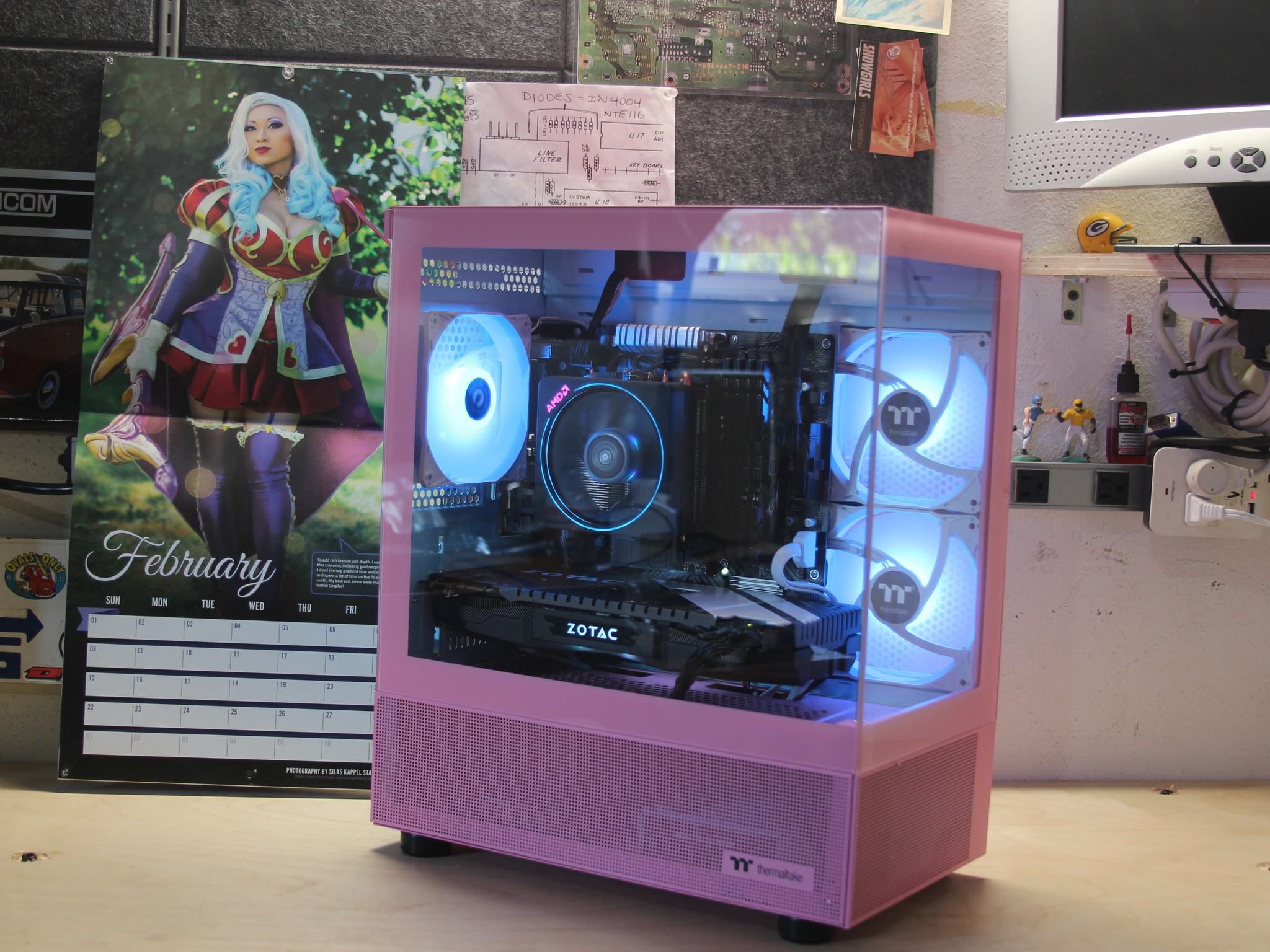 Valentine's Special 1080p Gaming PC | GTX 1080 | Ryzen 7 2700 | 2TB Storage | 16GB DDR4 | Seasonic