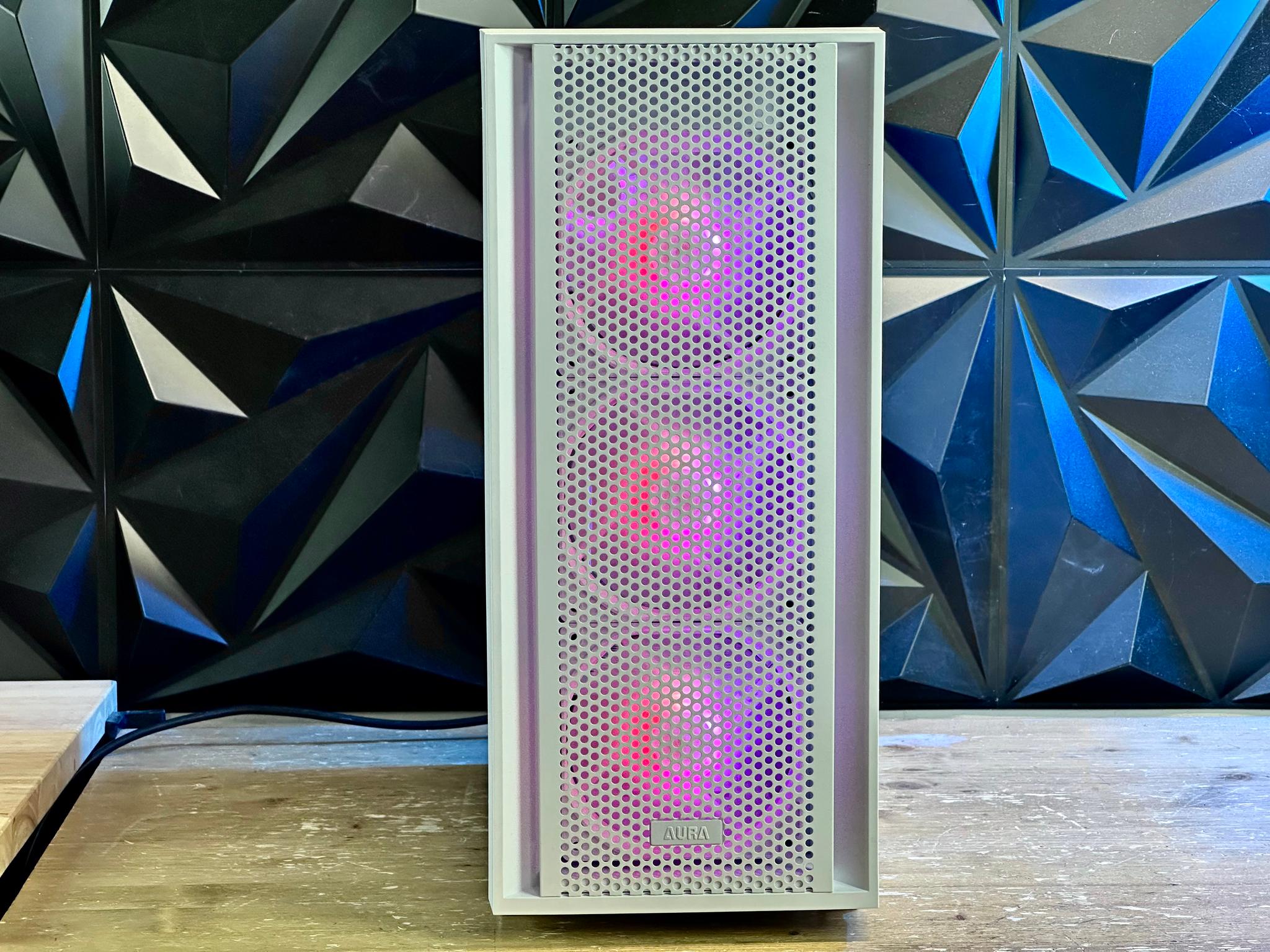 RX 5700 XT 8GB | Intel core i7 4.2GHZ | 32GB RAM |1TB SSD| Wi-Fi/BT | Win 11 Custom ARGB Gaming PC