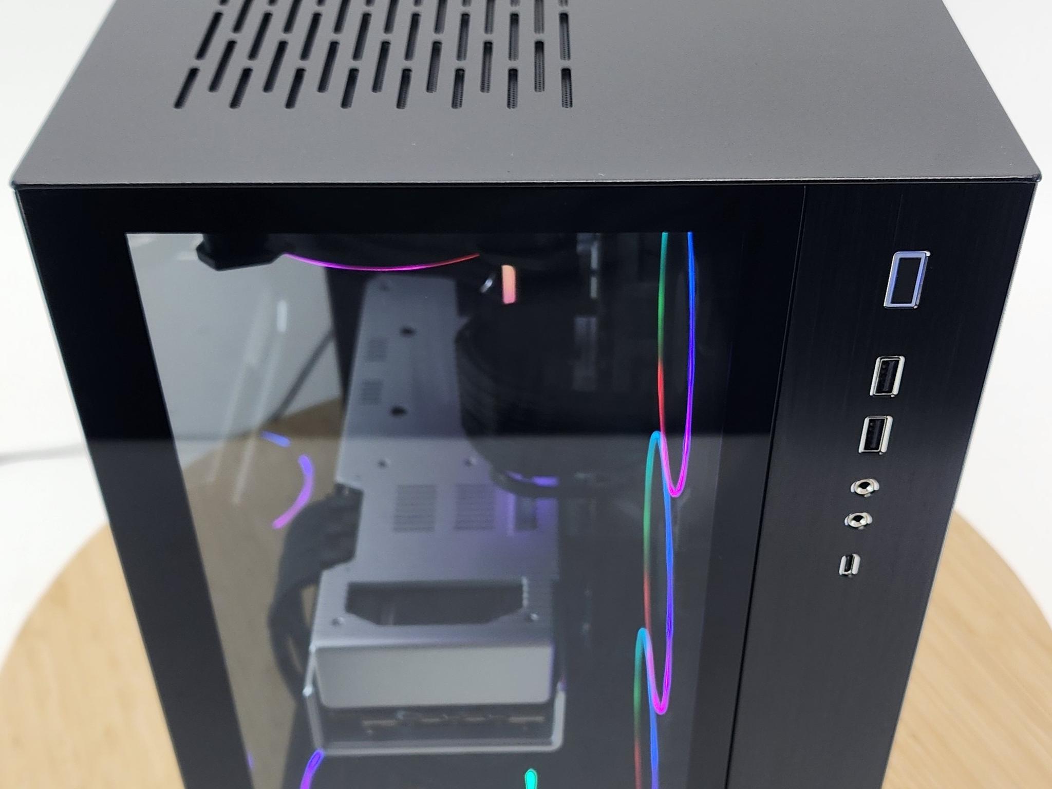 Gaming PC Ryzen 7 9800X3D 32GB RAM 2TB SSD RX 7900 XTX 24GB Windows 11 Computer
