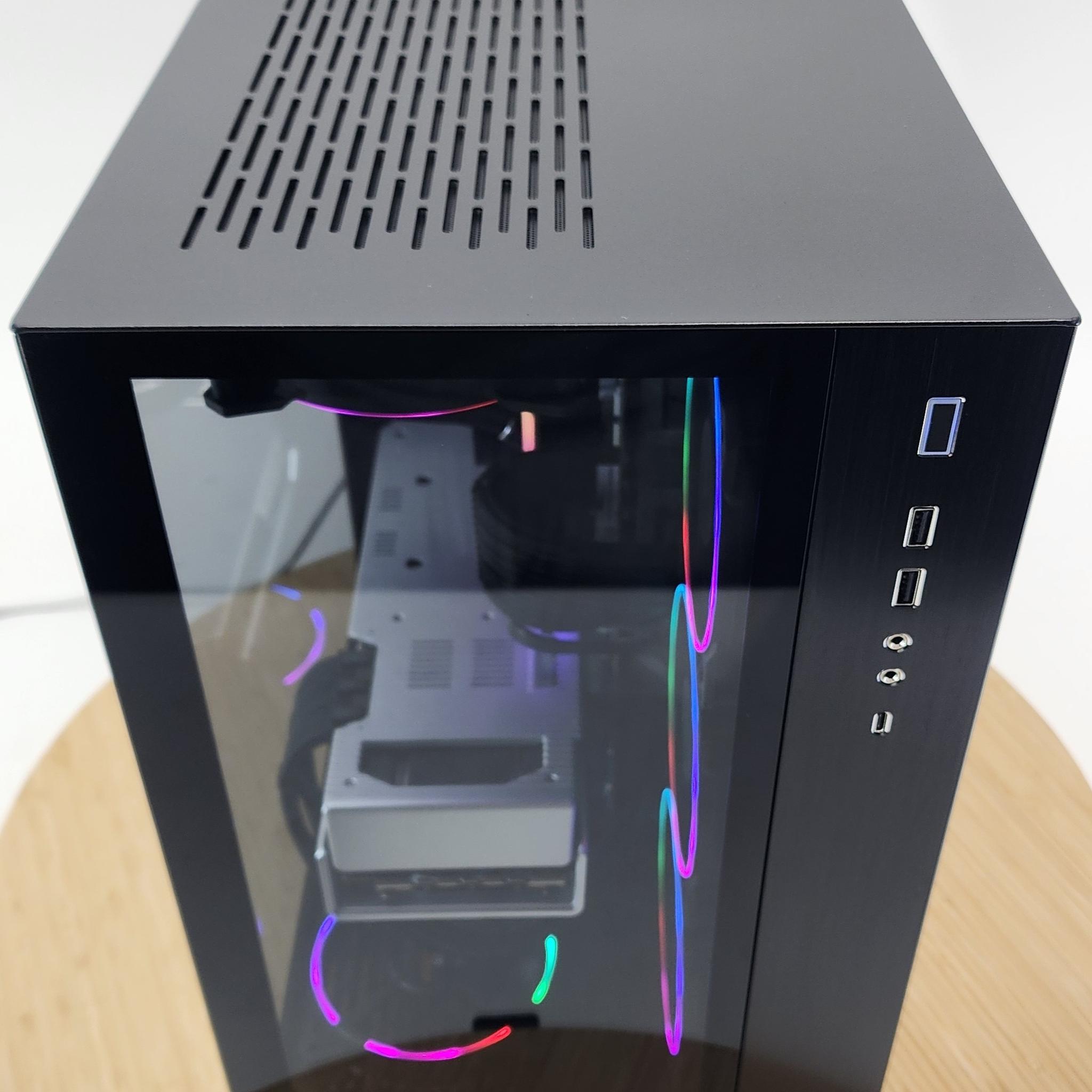 Gaming PC Ryzen 7 9800X3D 32GB RAM 2TB SSD RX 7900 XTX 24GB Windows 11 Computer
