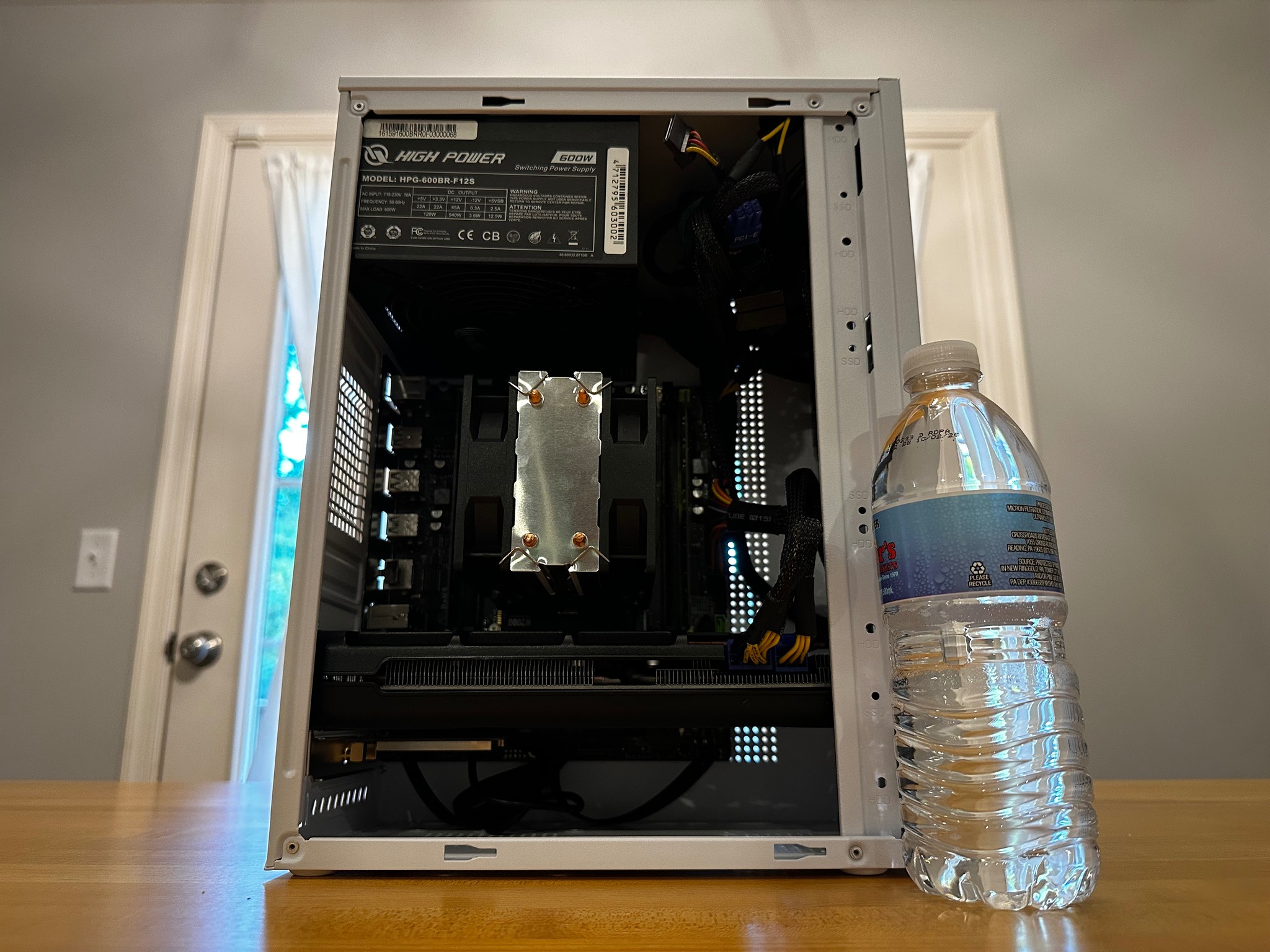 ⚪️|AMD RX 5700 8gb, 16gb Ram, 1tb SSD, 10 Core 3.4ghz Intel Processor, WiFi Compact Gaming PC