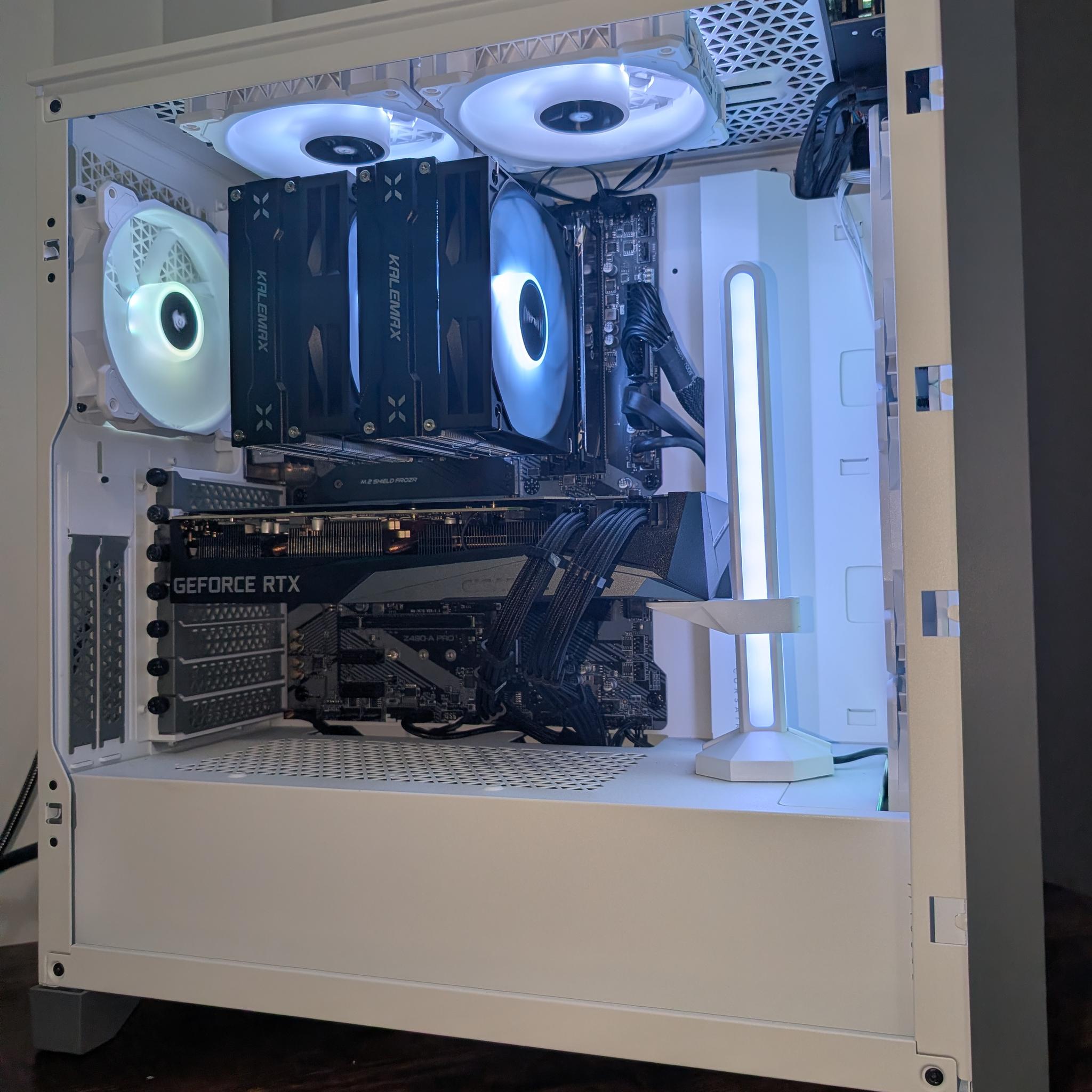Intel i5 11400f / RTX 3070 / 16gb RAM / 1.5TB ssd / wifi